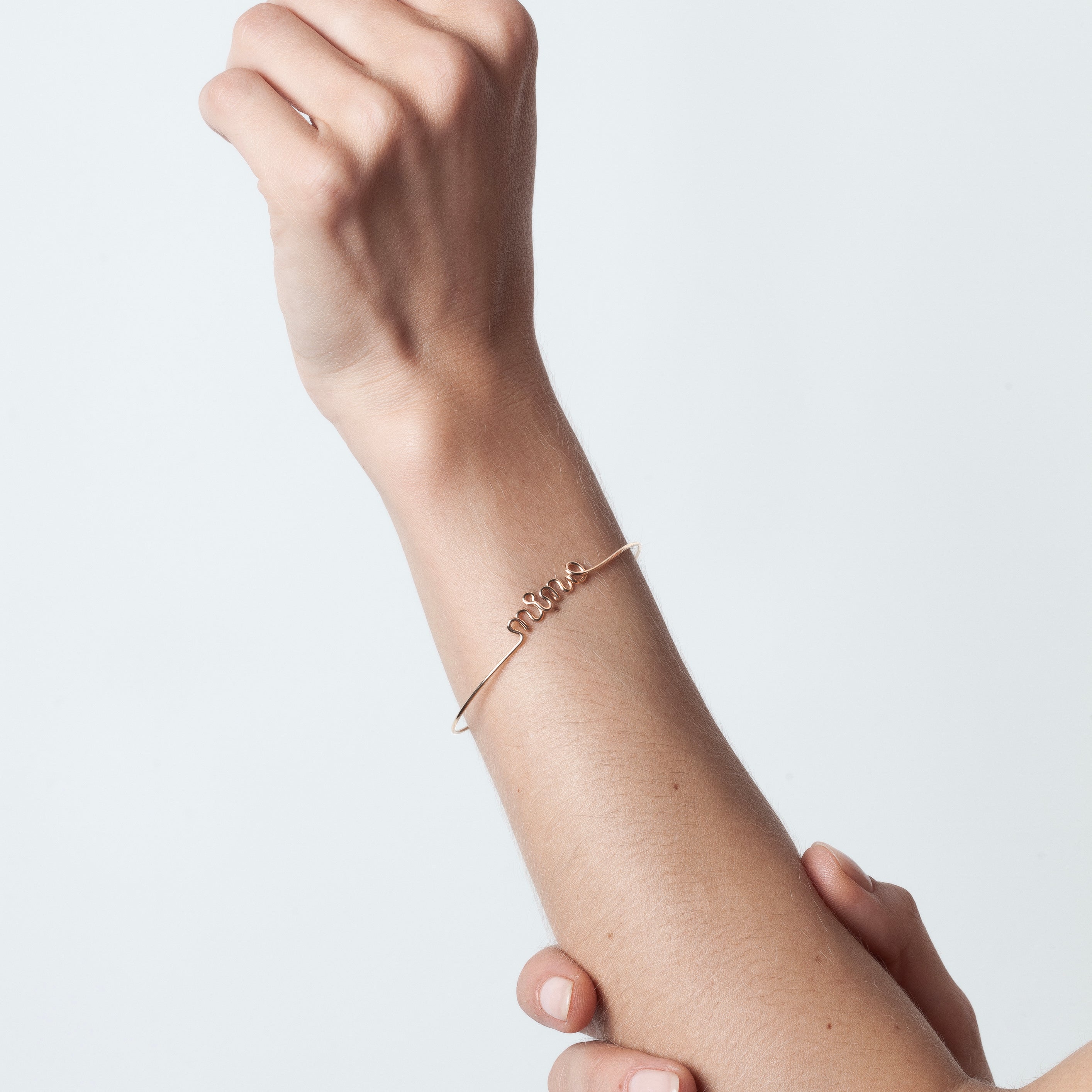 Guide bracelet personnalisé façonné à la main à Paris par Atelier Paulin