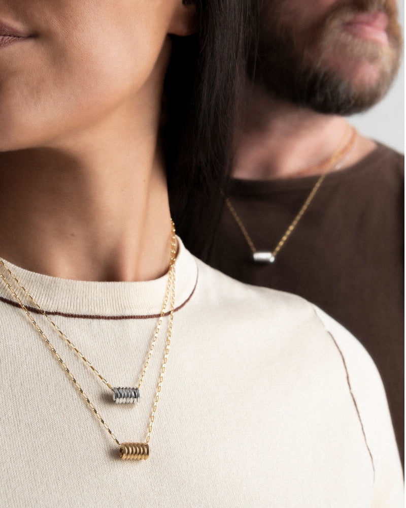 Coffret L'Initiale en or blanc 750 avec collier et bracelets initiale personnalisés