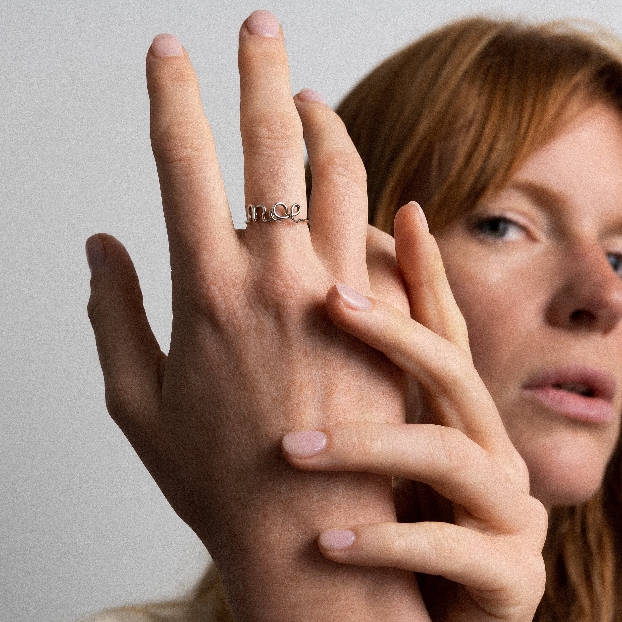 Bague Originale Personnalisée porté au doigt — argent sterling 925 livraison soigneuse garantie