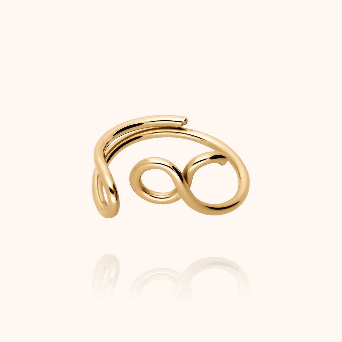 Anello Outline Lettera V in filo d'oro giallo laminato 14k