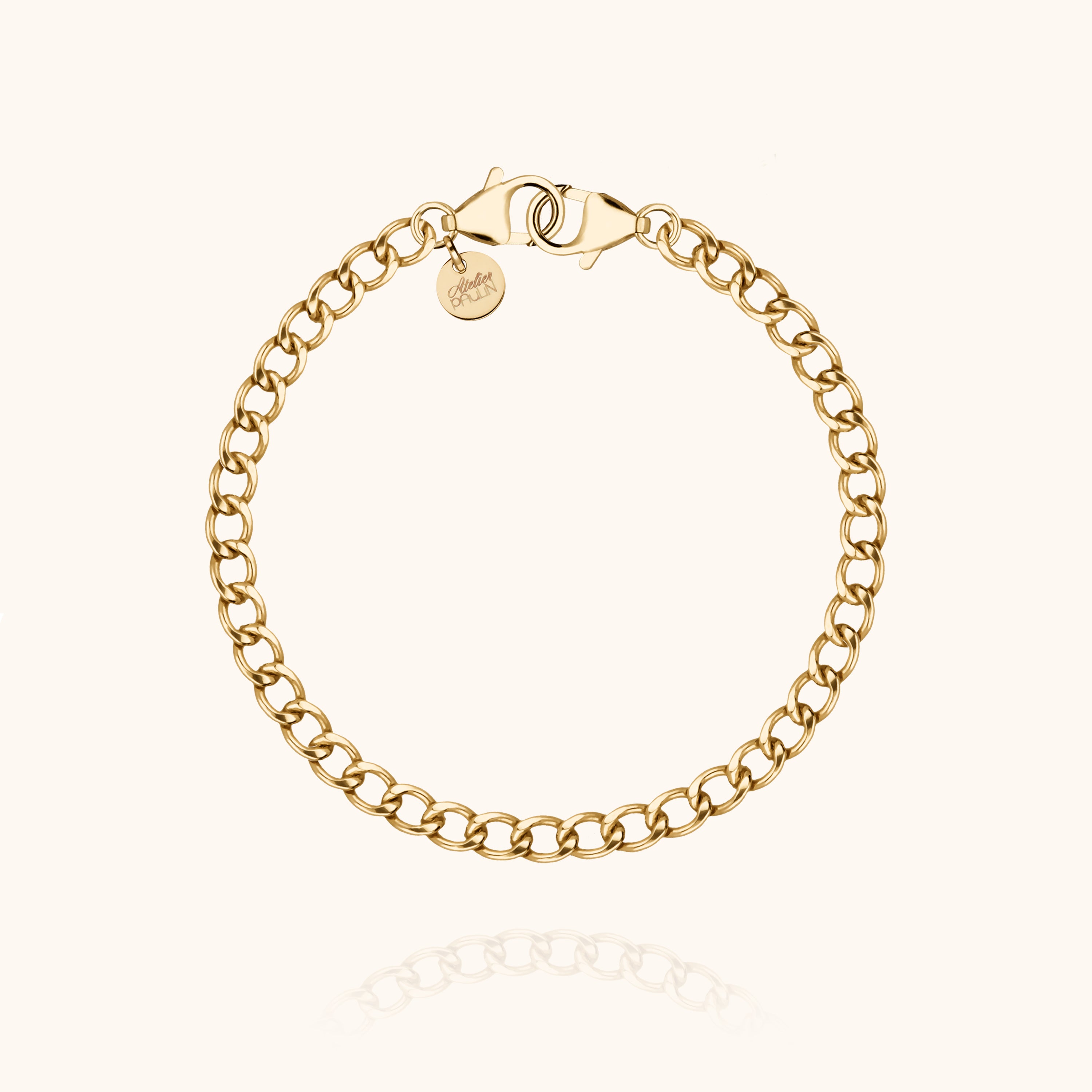 Bracelet Biscayne personnalisé porté au poignet, création artisanale parisienne