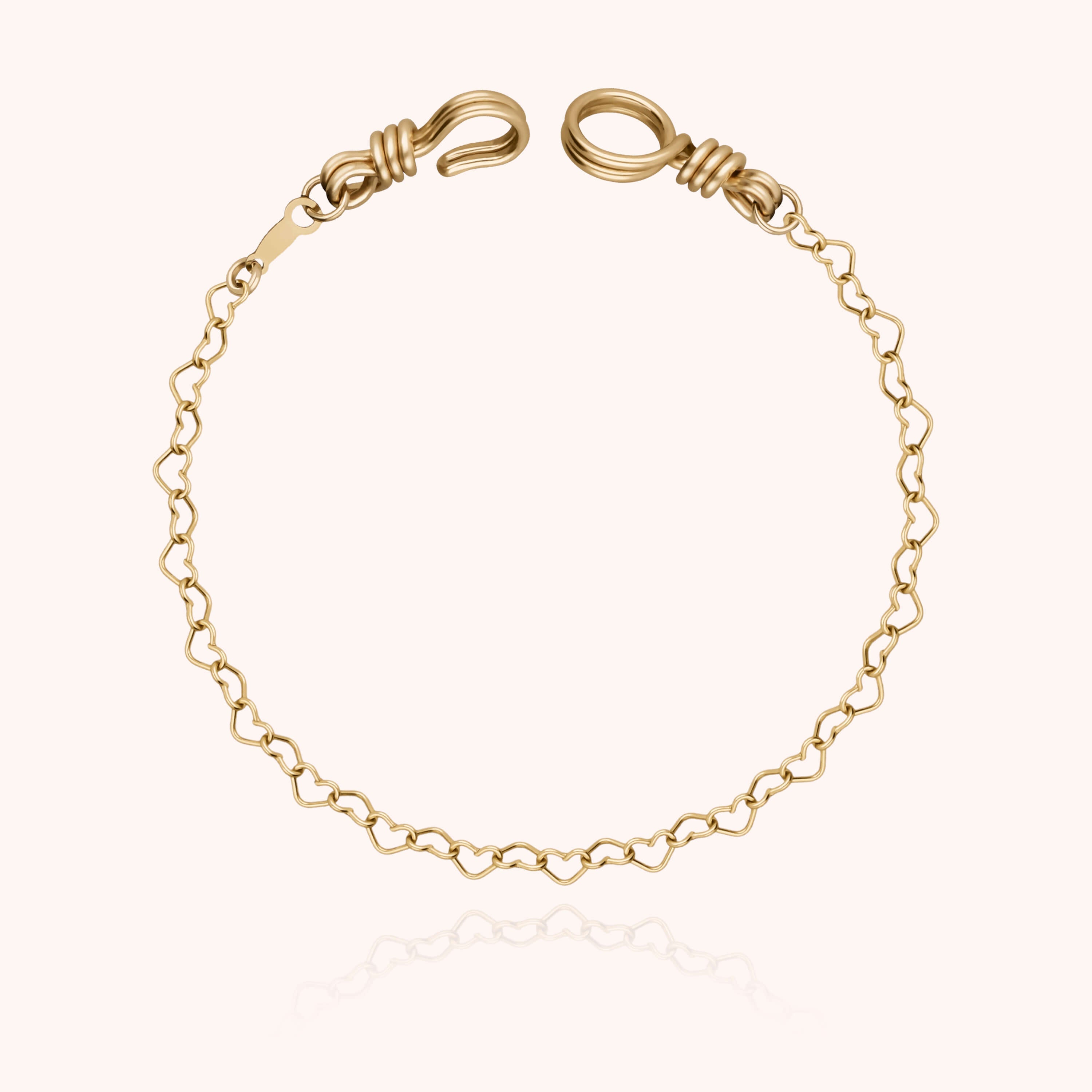Bracelet Chaîne Cœur Attache moi — détail du fil métallique
