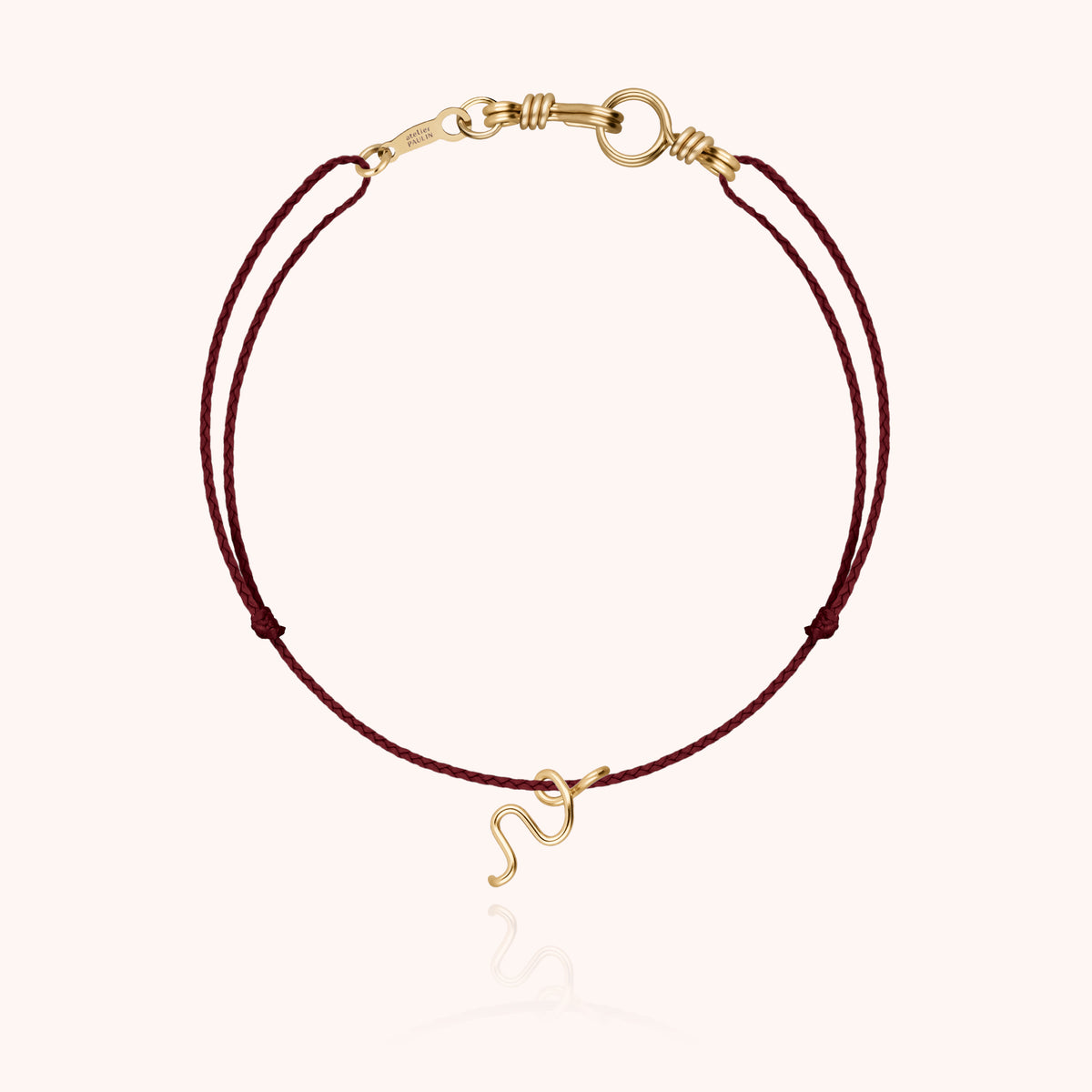 Armband Kordel Uni Initiale Mini Attache moi „V“ aus 18 Karat Gelbgold, Kordel Pflaume