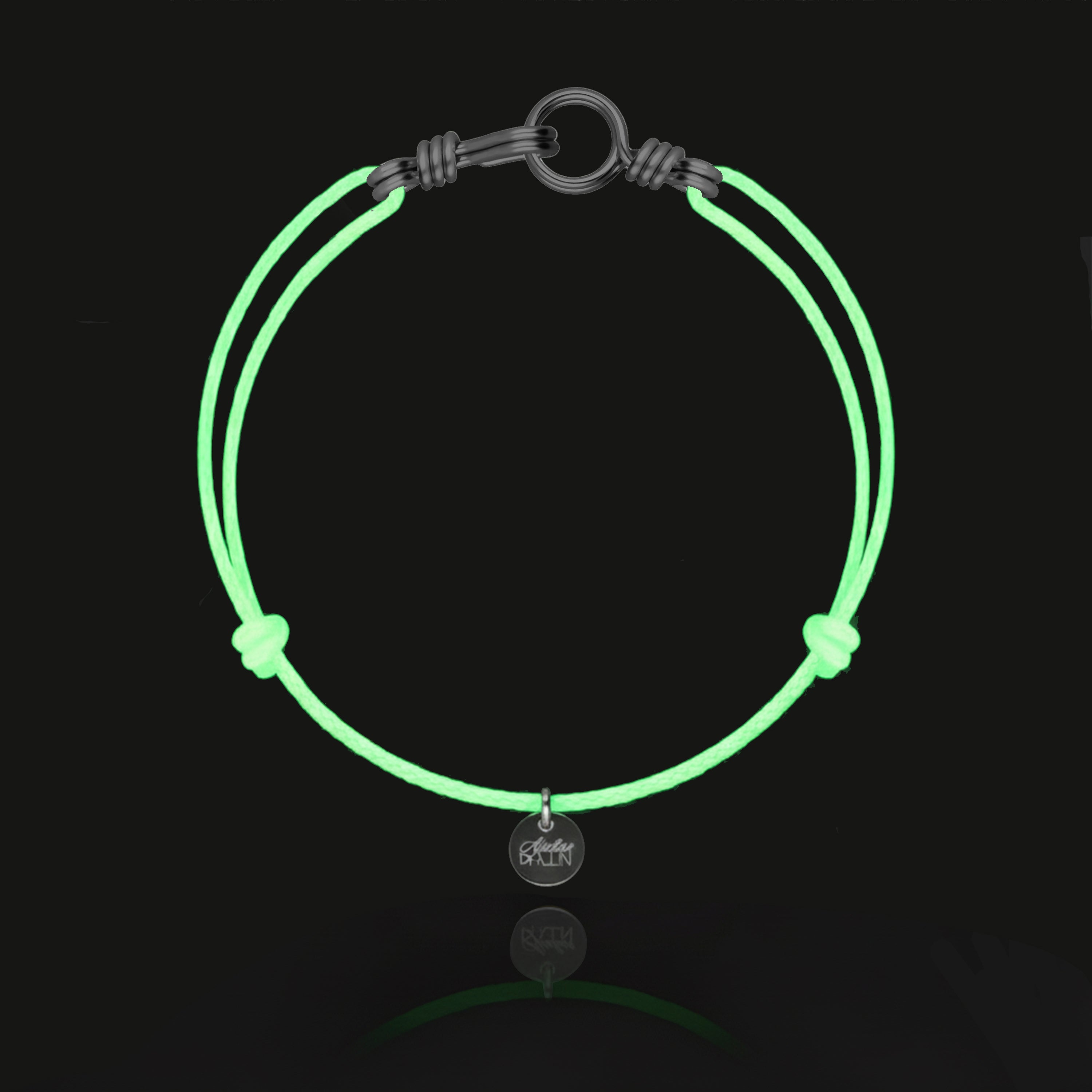 Bracelet Cordon Phosphorescent Attache moi — gros plan sur le fermoir, argent sterling 925