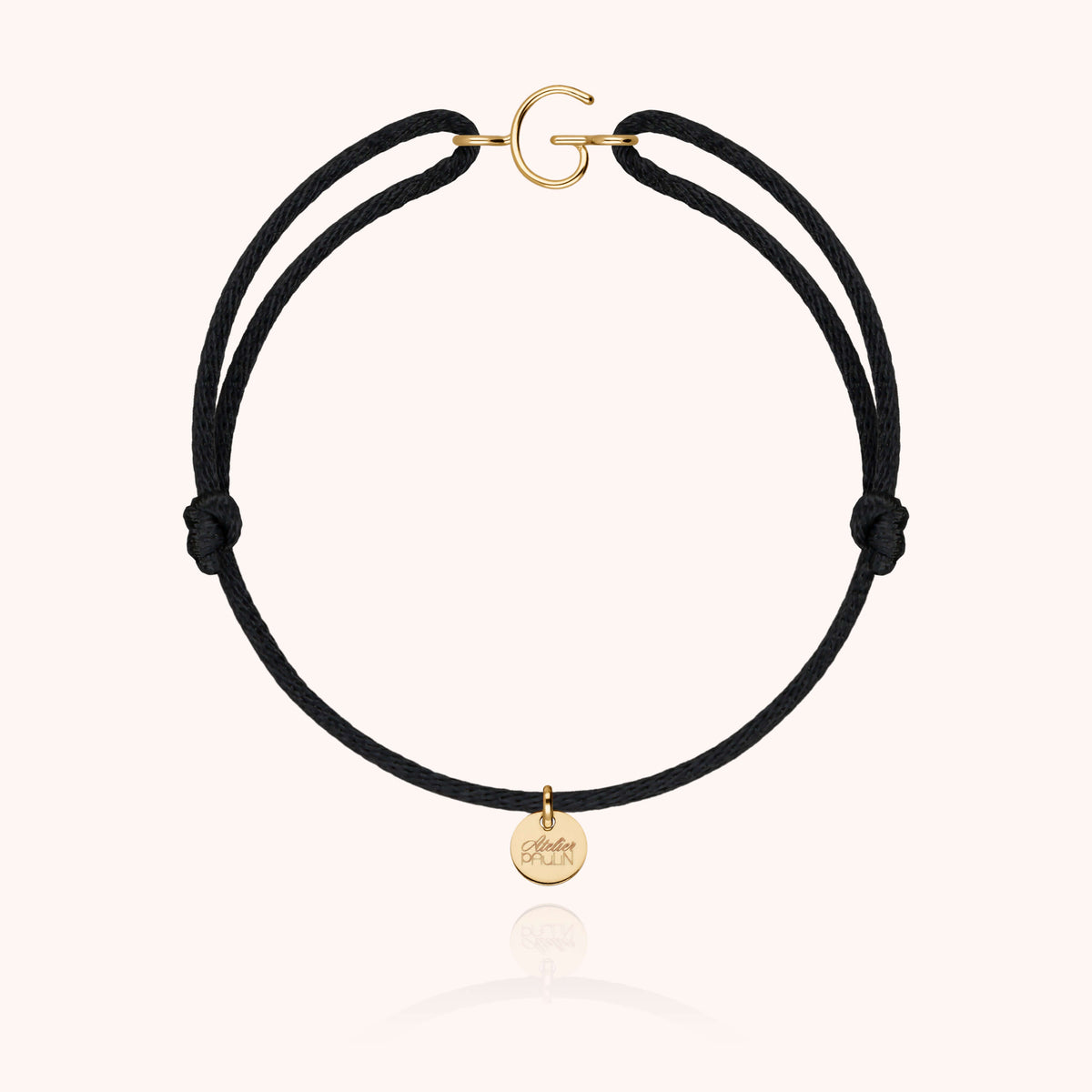 Kordelarmband Capitale Initiale aus 18K Gelbgold — personalisierbares Armband Atelier Paulin