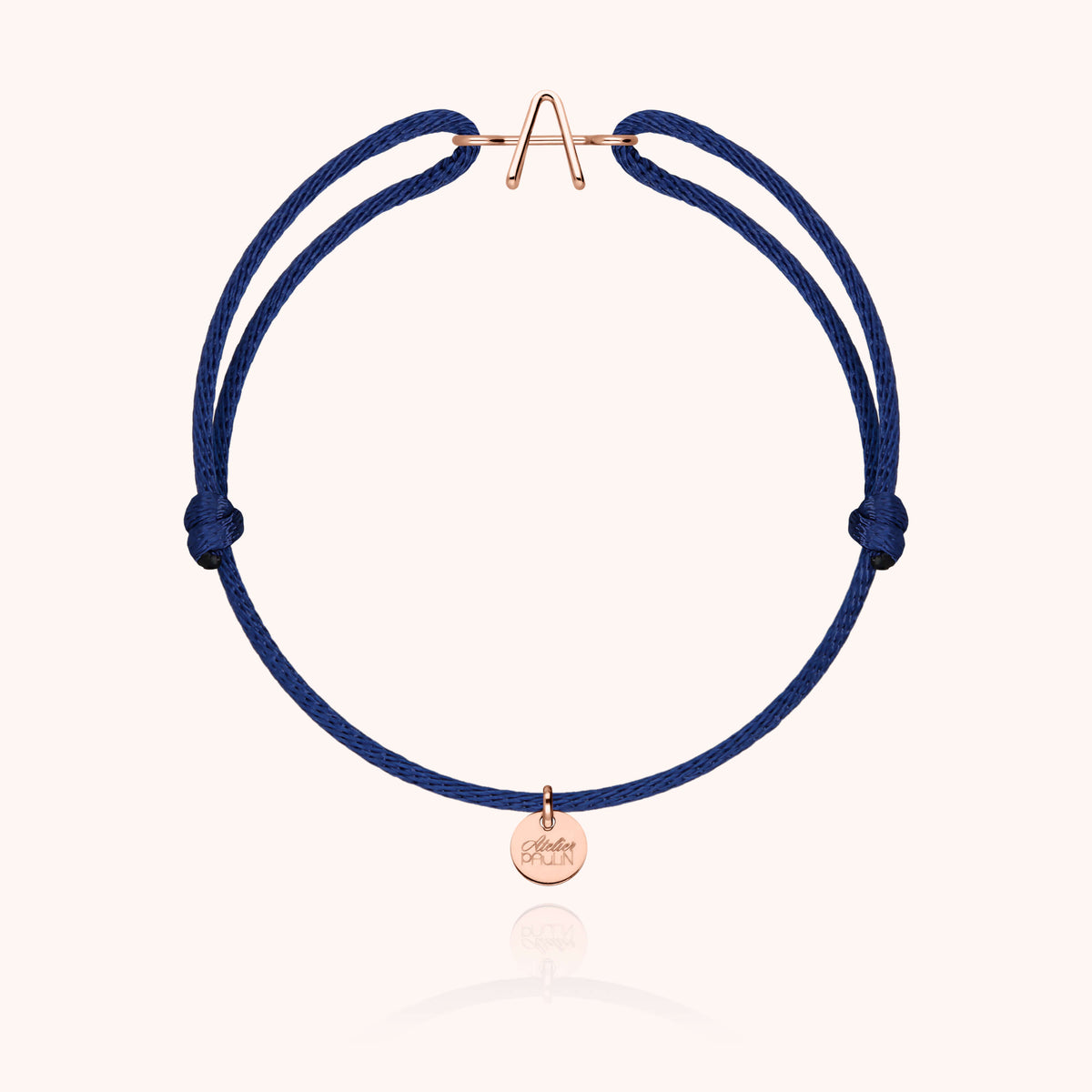 Armband Kordel Capitale Initiale aus 18 Karat Roségold — von Hand geformt in Paris