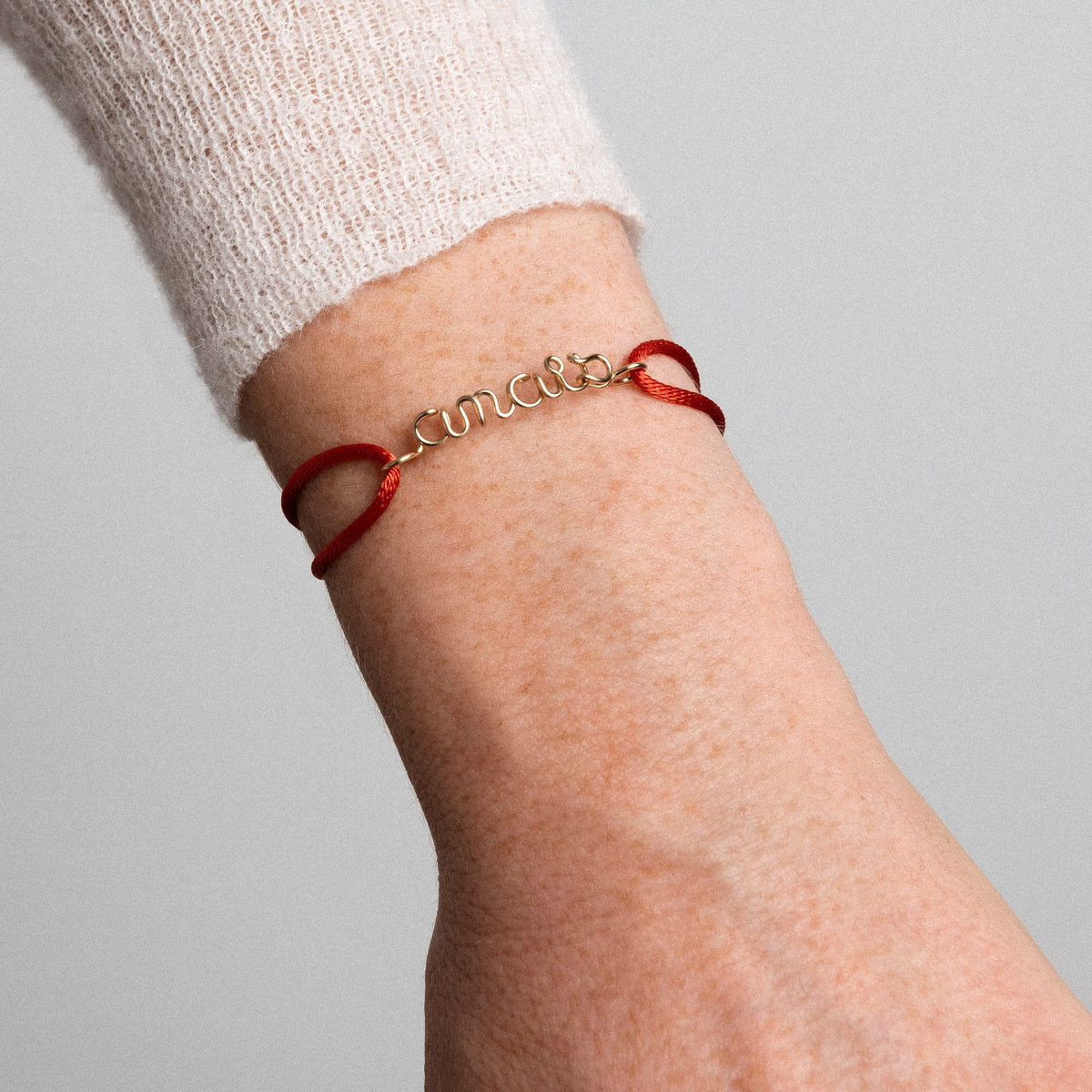 Personalisiertes Armband Original Kordel Gelbes Goldfilled von Hand geformt Paris Atelier Paulin