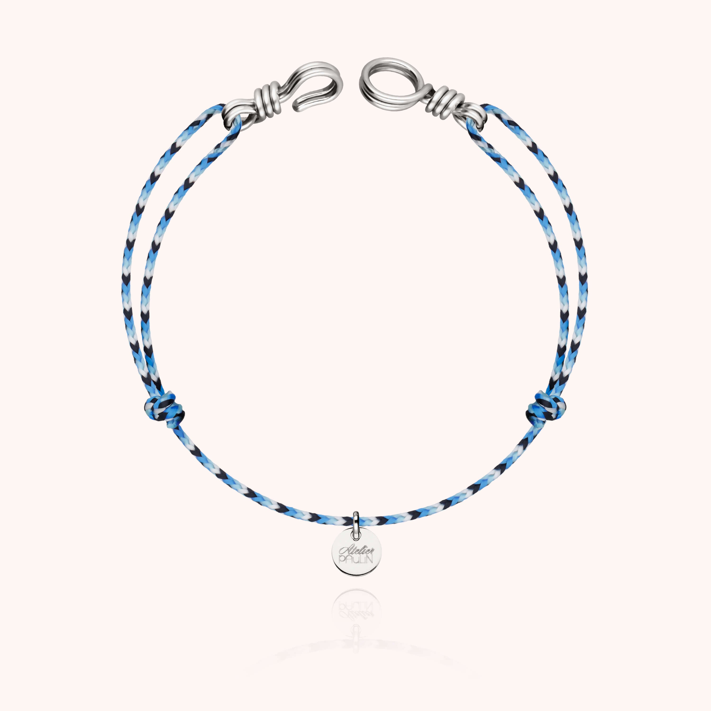 Détail façonnage prénom personnalisé bracelet cordon argent façonnage main sans soudure - argent sterling -