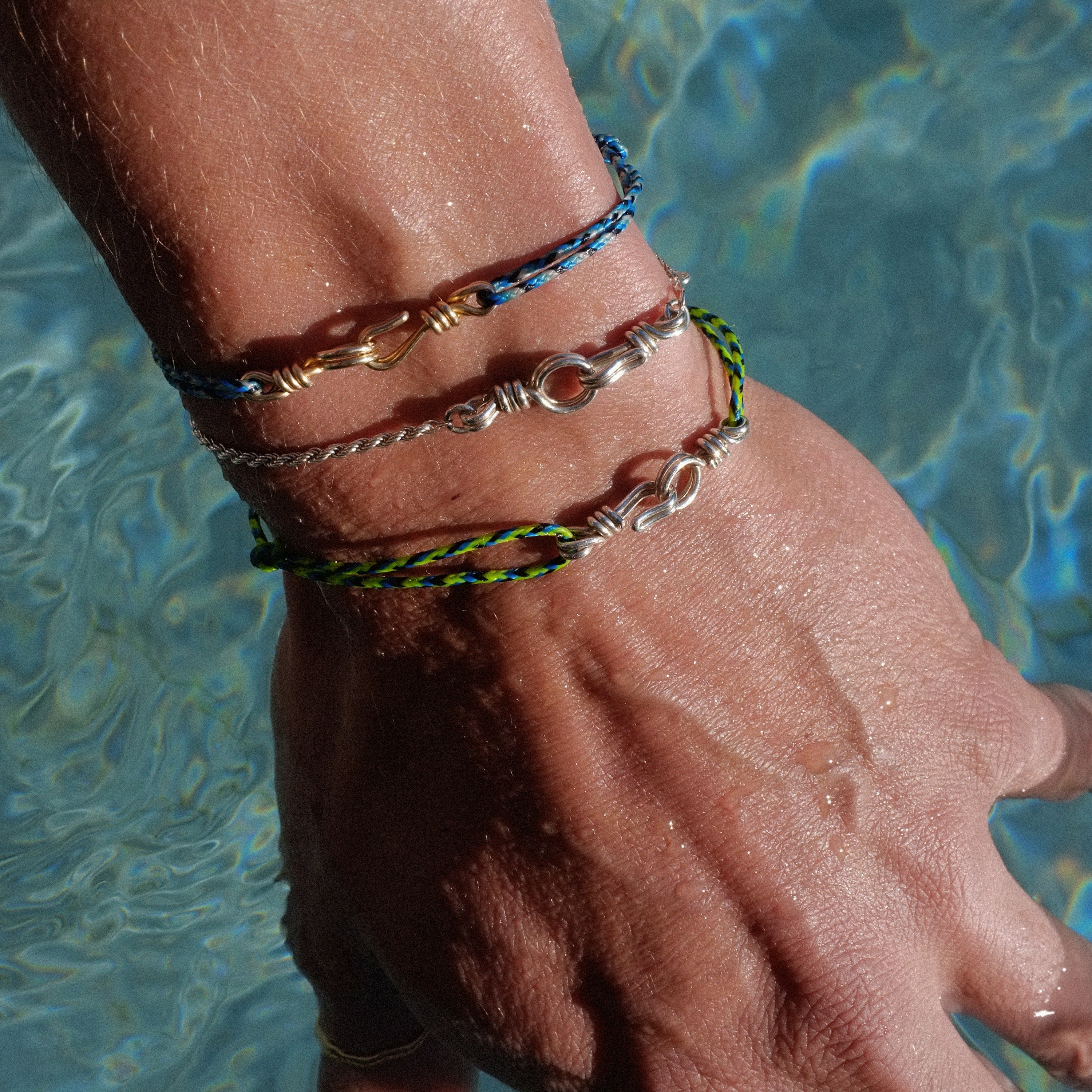 Bracelet cordon lettre personnalisée gold filled 14k bijou élégant homme Paris - or jaune laminé