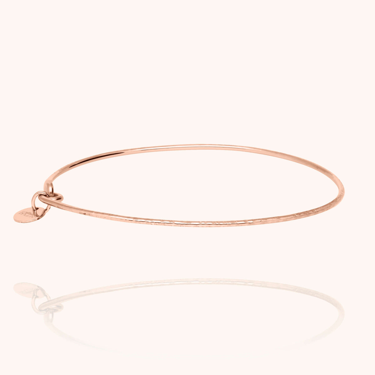 Bracciale O Martellato in filo d'oro rosa laminato 14k