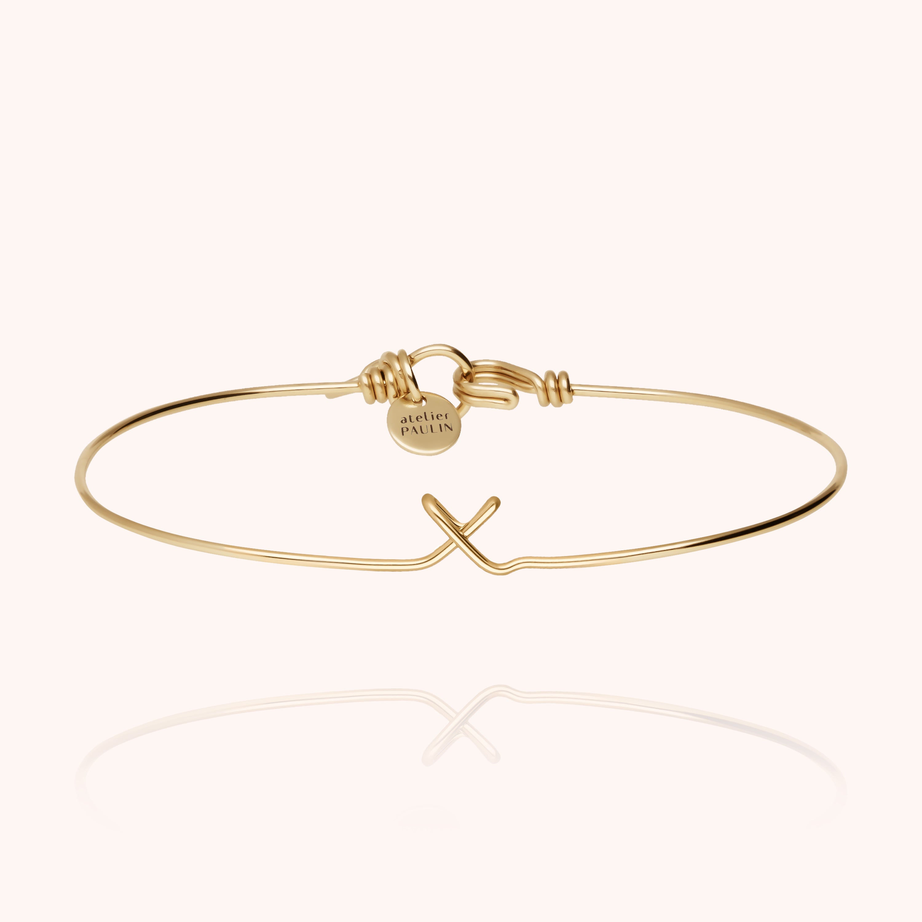 Bracelet Jonc Original Initiale en or jaune laminé — bracelet personnalisable Atelier Paulin