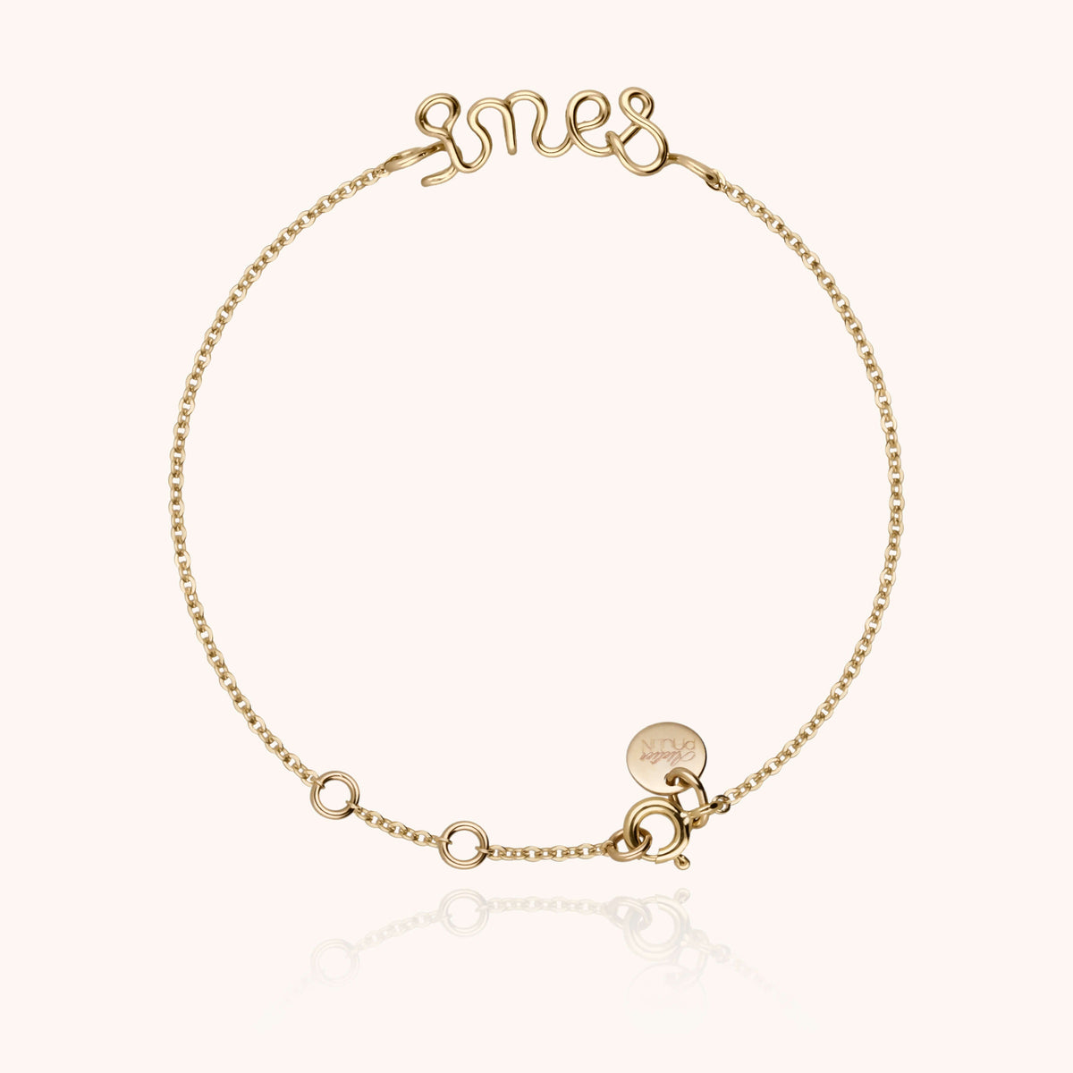 Personalisiertes Armband Richelieu — Nahaufnahme des Verschlusses, Gelbes Goldfilled