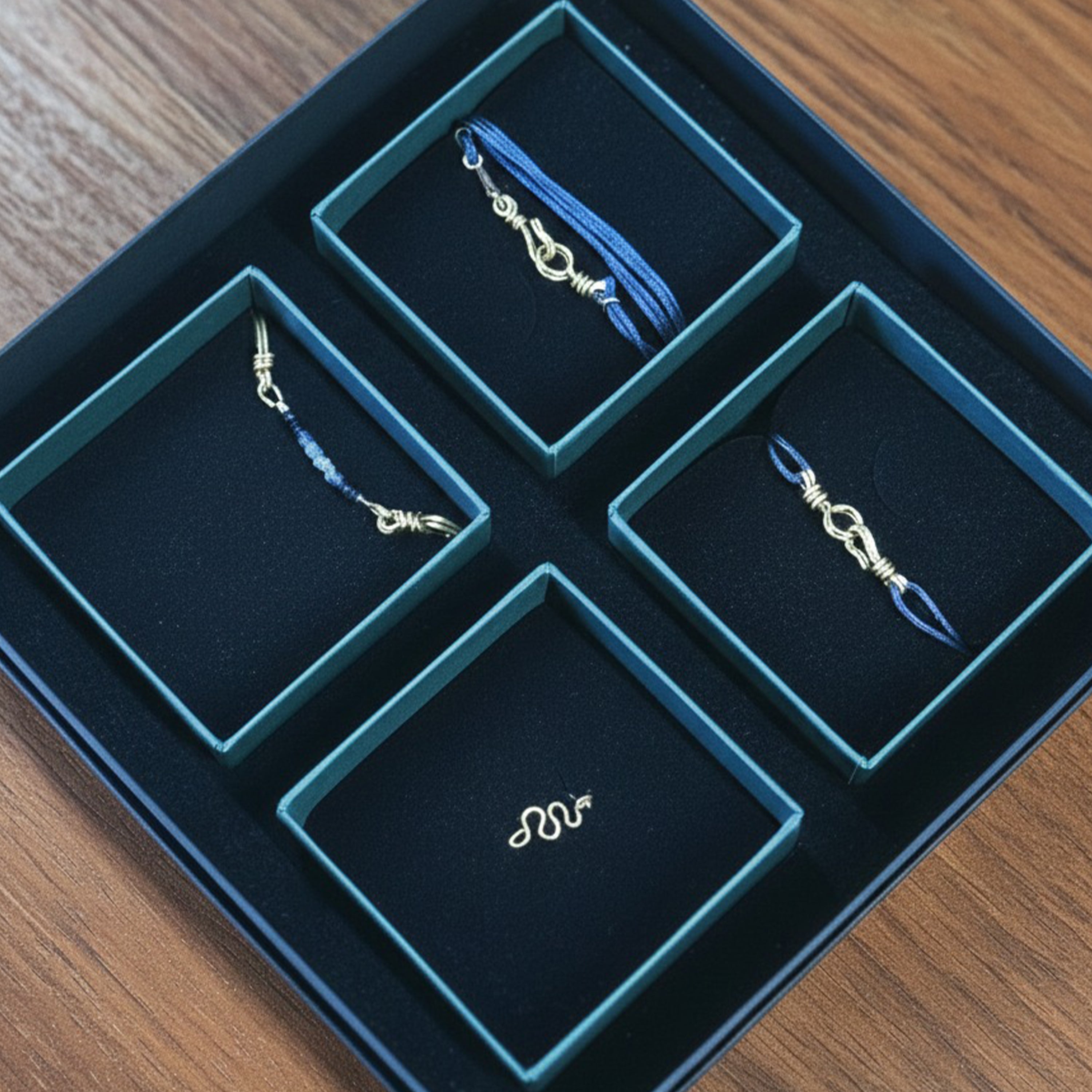 Coffret Cordon Attache moi - or jaune laminé