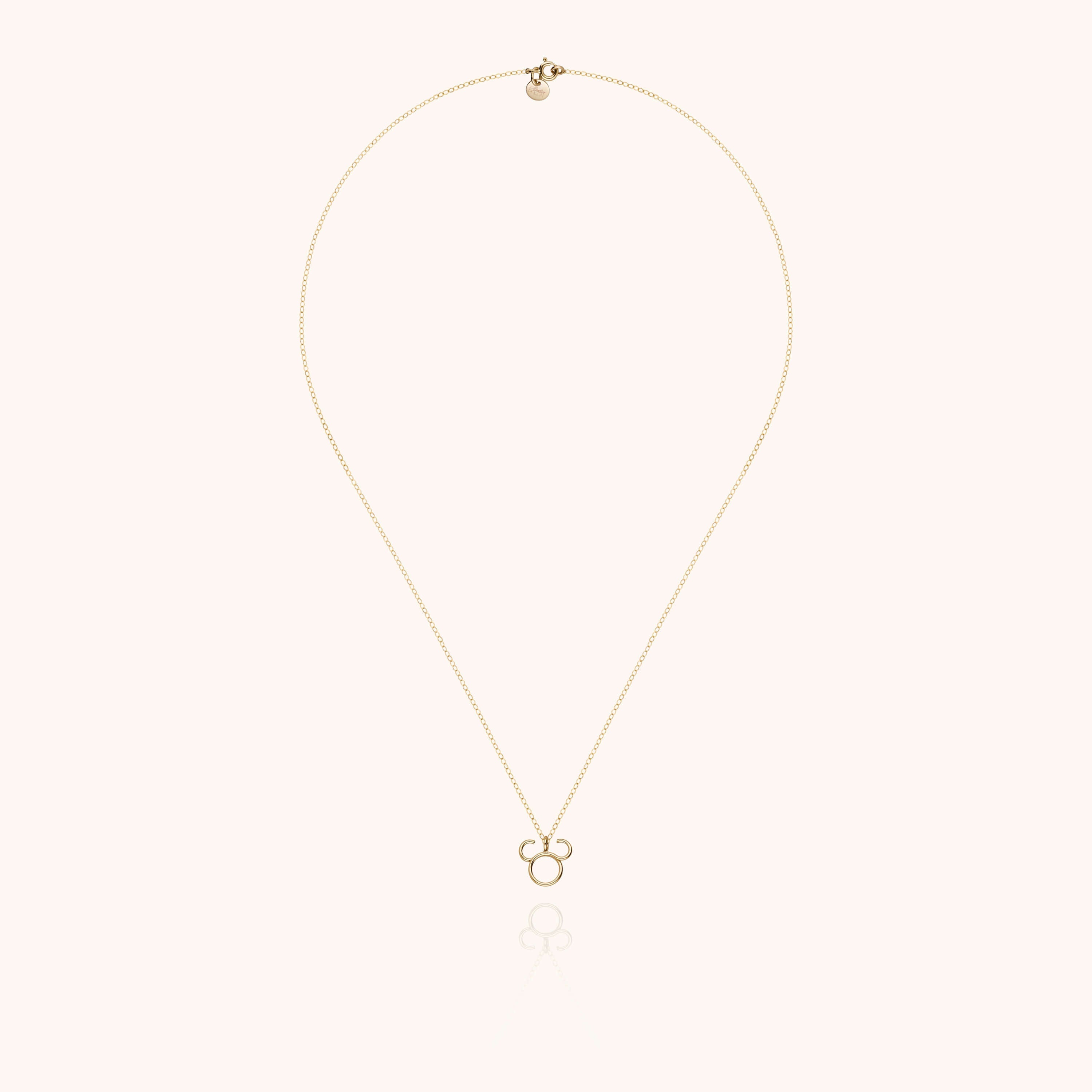 Collier Astro Taureau porté au cou — livraison express sécurisée