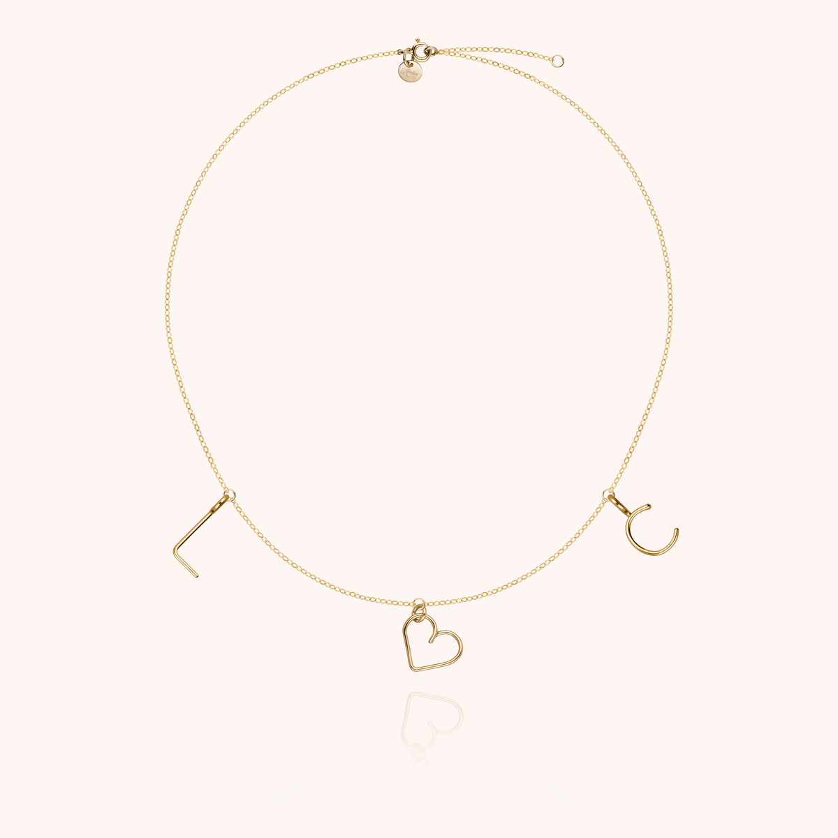 Collana Charms Trio Family in filo d'oro giallo laminato 14k, charm lettera e cuore