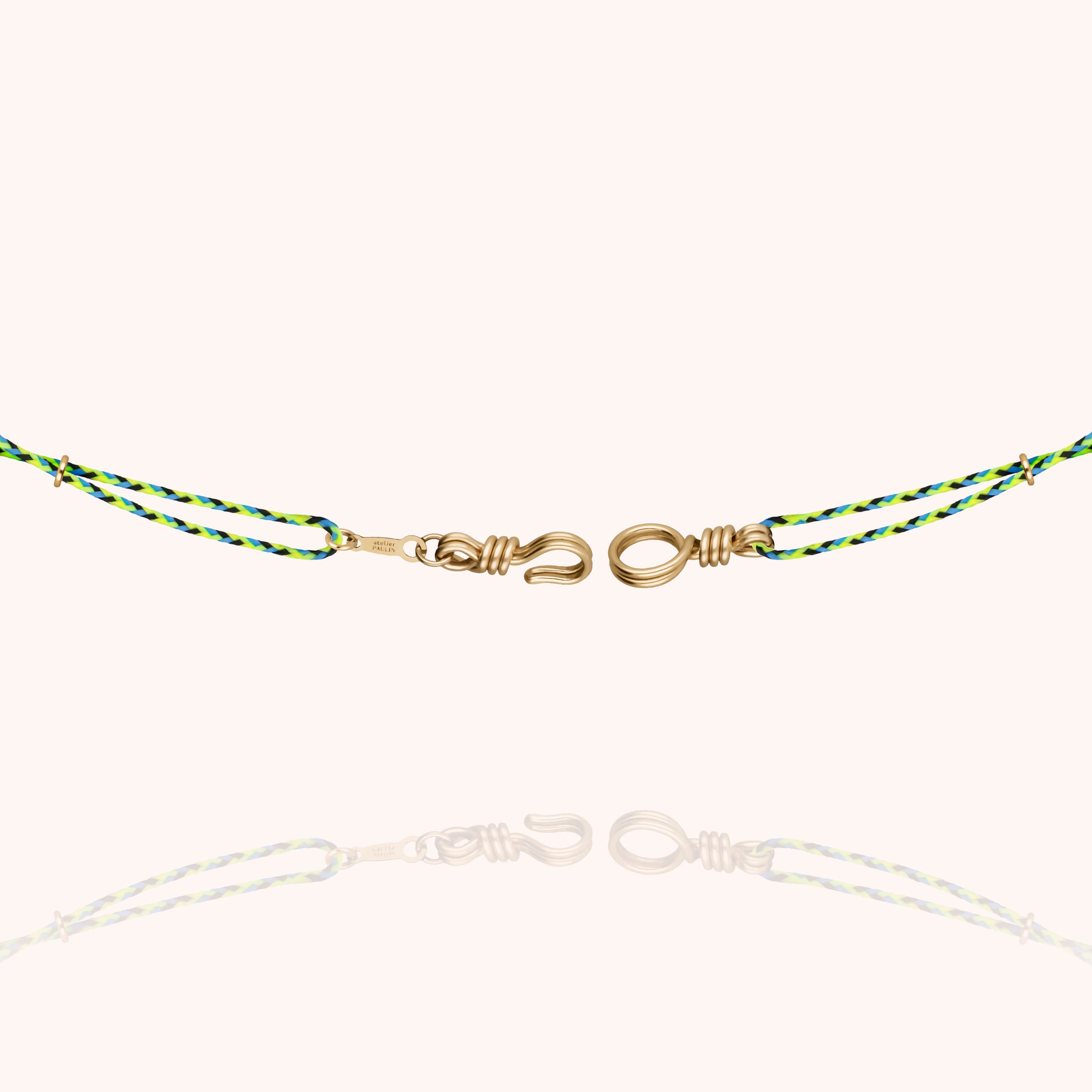 Collier Cordon Slim Knot Attache moi en or jaune laminé — qualité artisanale garantie