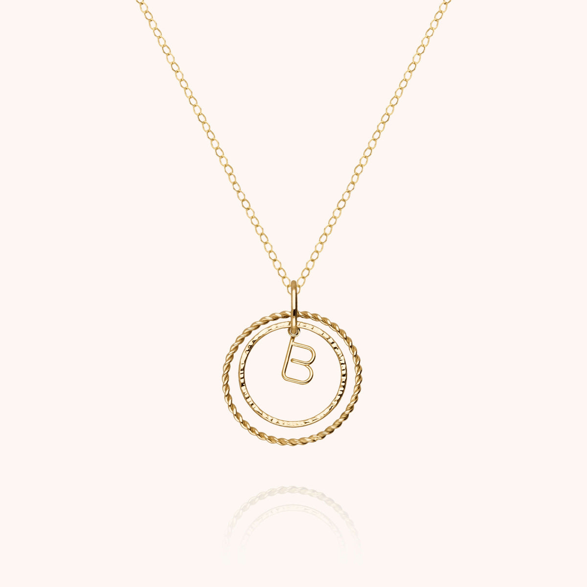 Kette Medaille Initiale — handgefertigter Schmuck Kette Expressversand