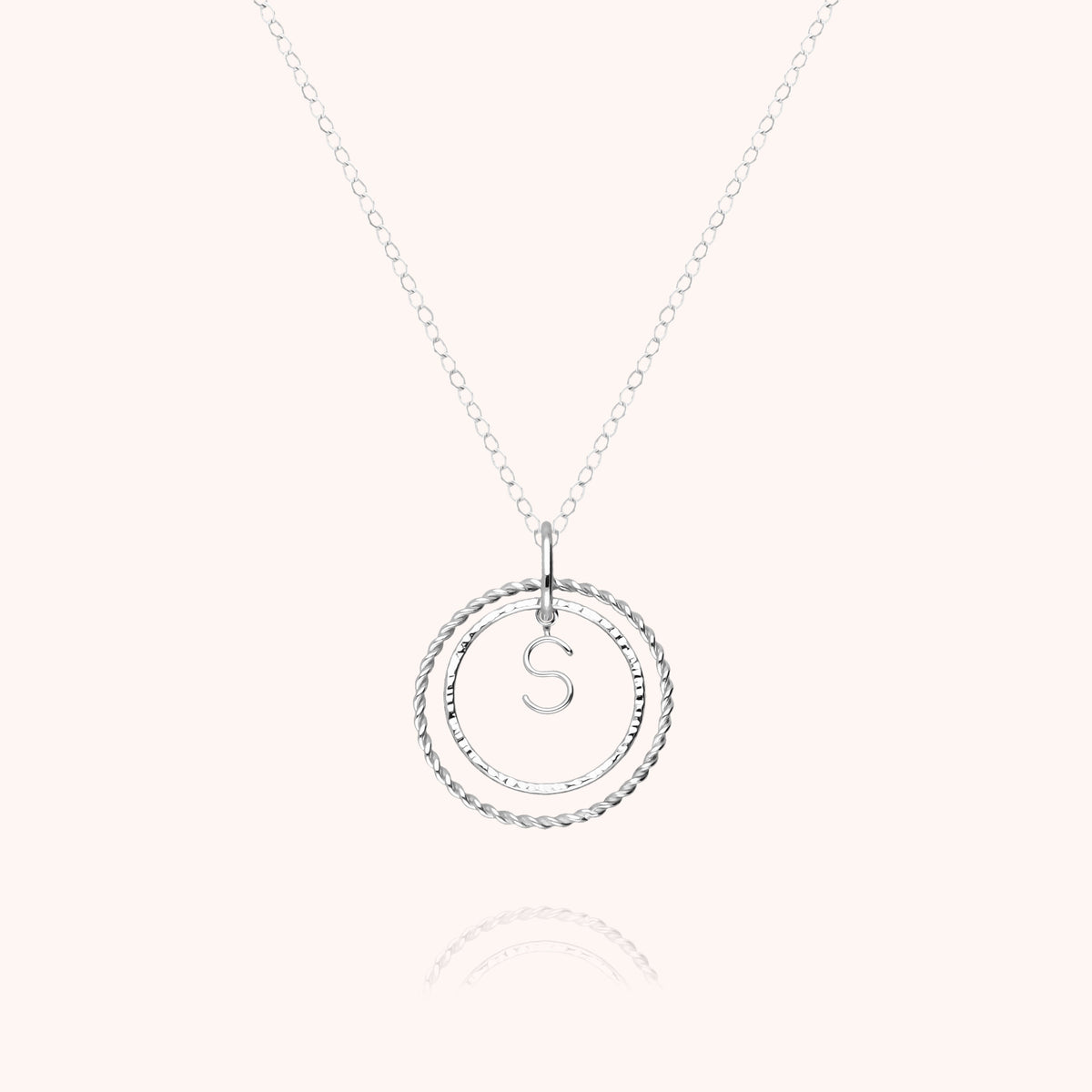 Collana Medaglia Iniziale in filo d'oro bianco 18kt