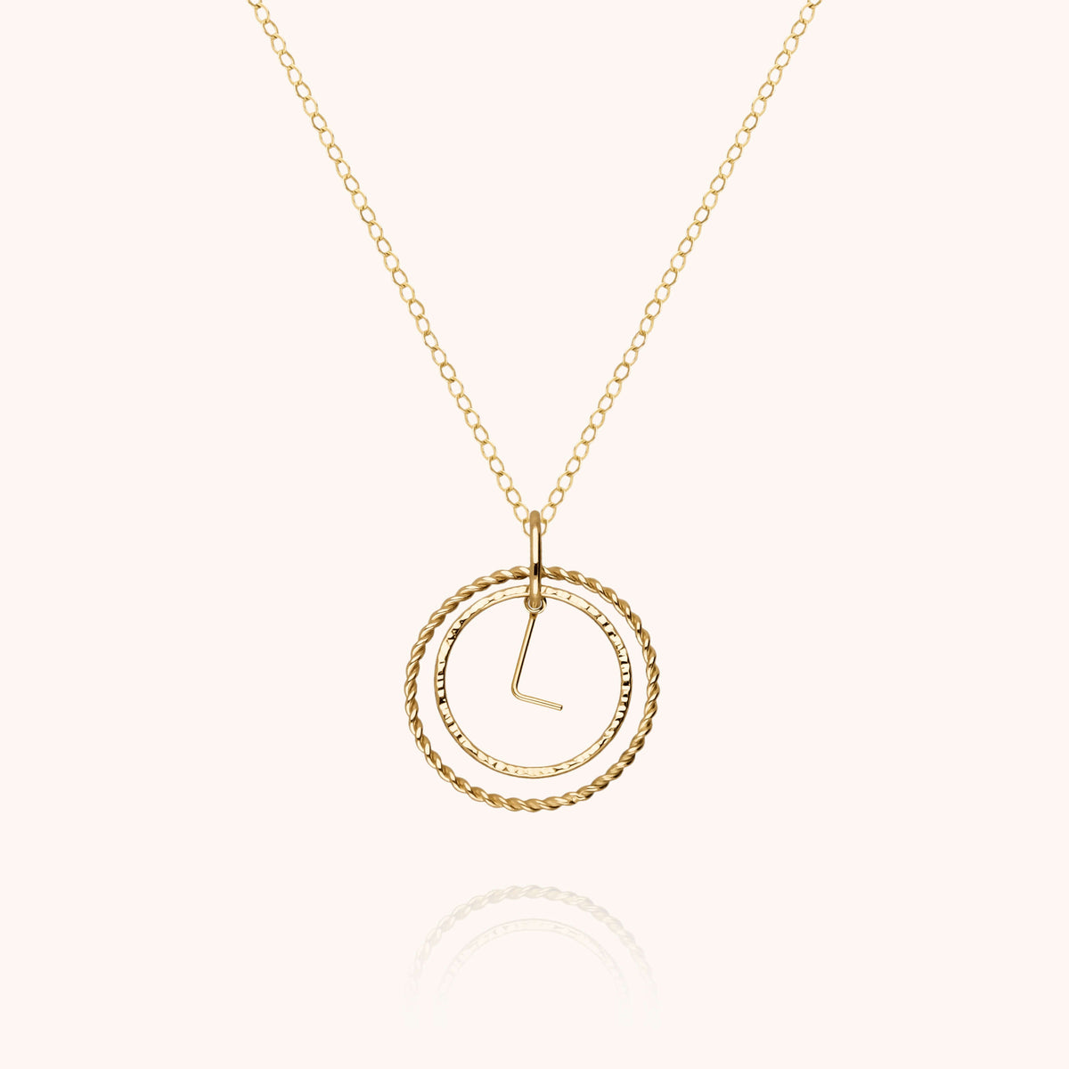 Kette Medaille Initiale — handgefertigter Schmuck Kette Expressversand