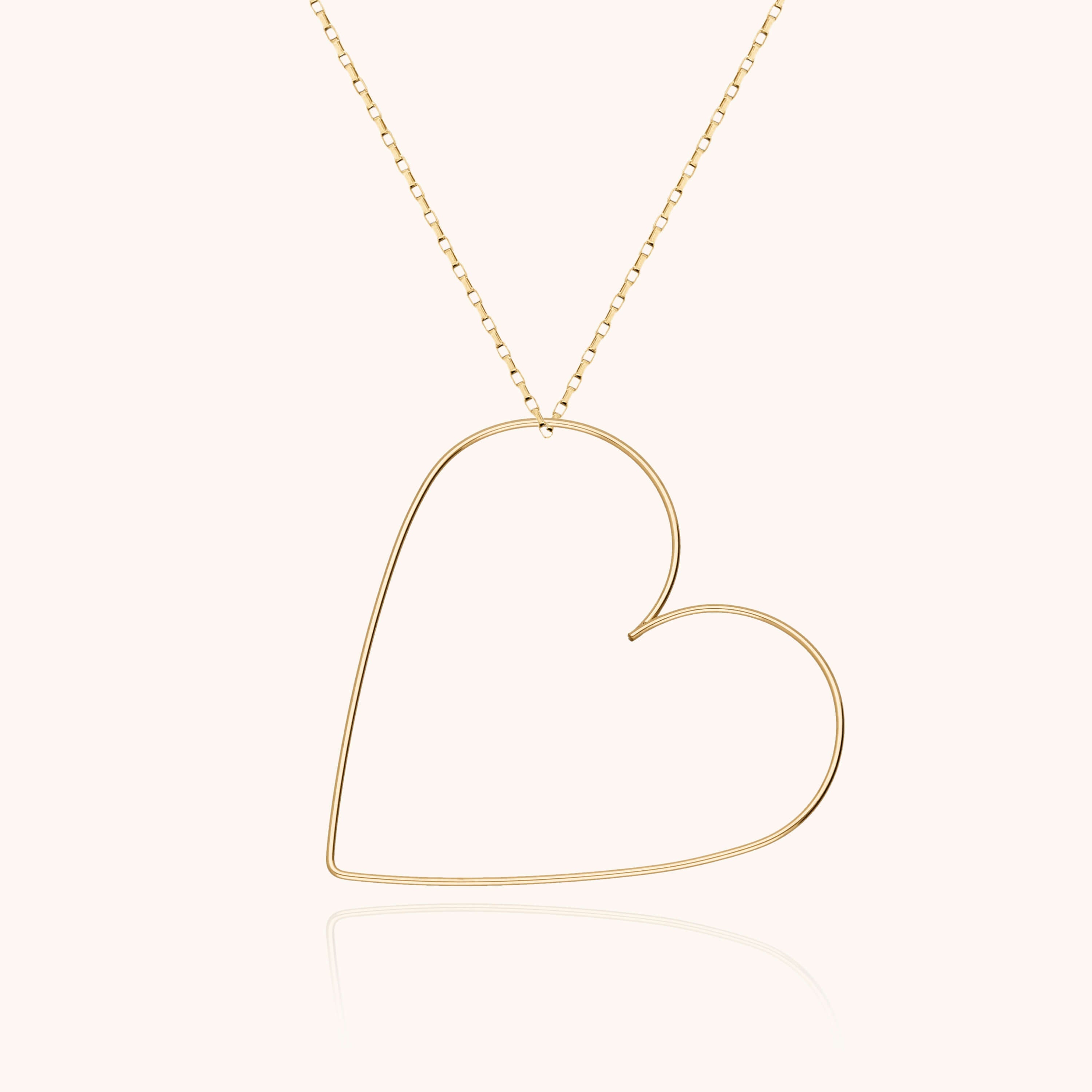 Collier Petit Coeur en or jaune laminé — fabriqué à la main à Paris