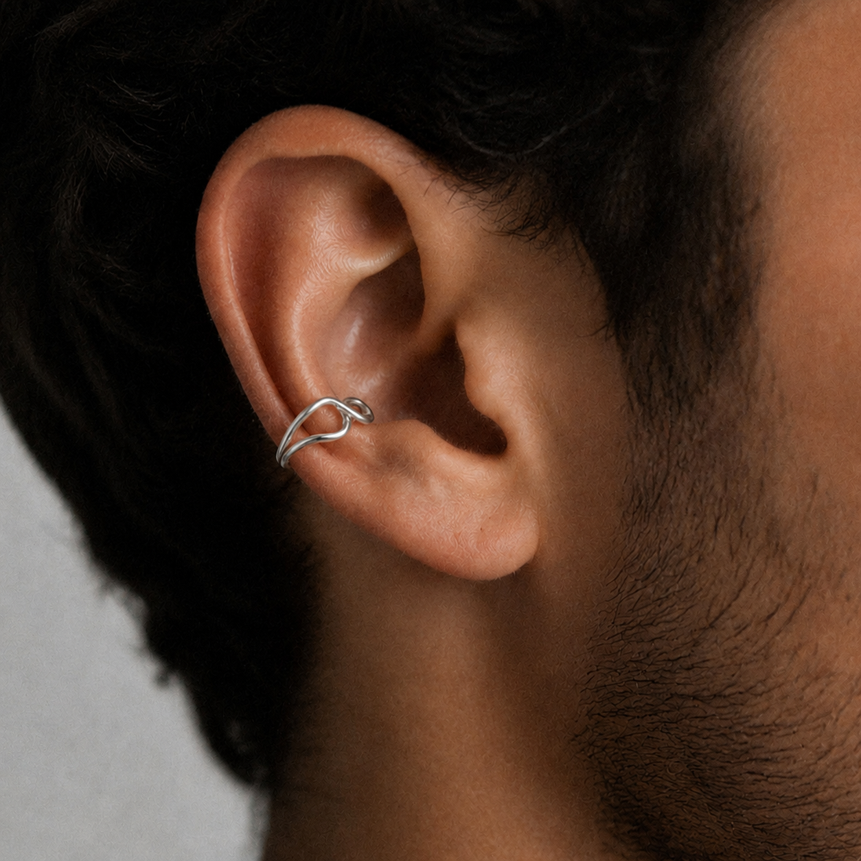 Men Outline Ear Cuff Letter V - silver