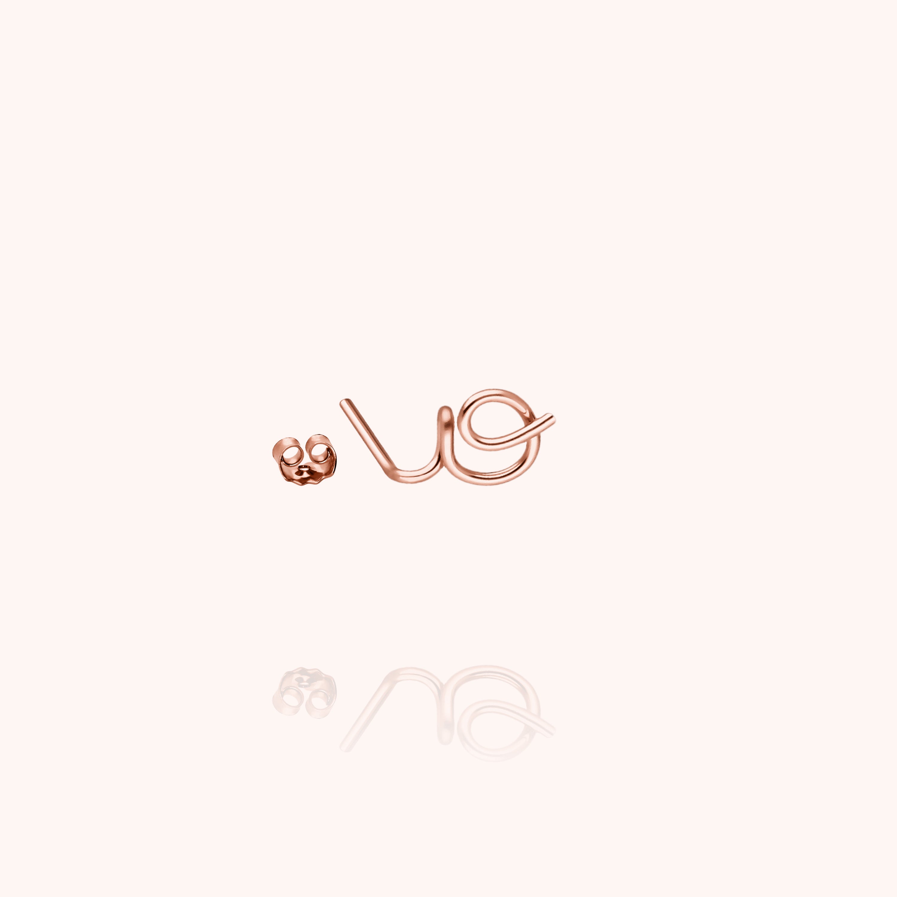 Puce d'Oreille Originale Initiale — bijou artisanal boucles d'oreilles livraison express