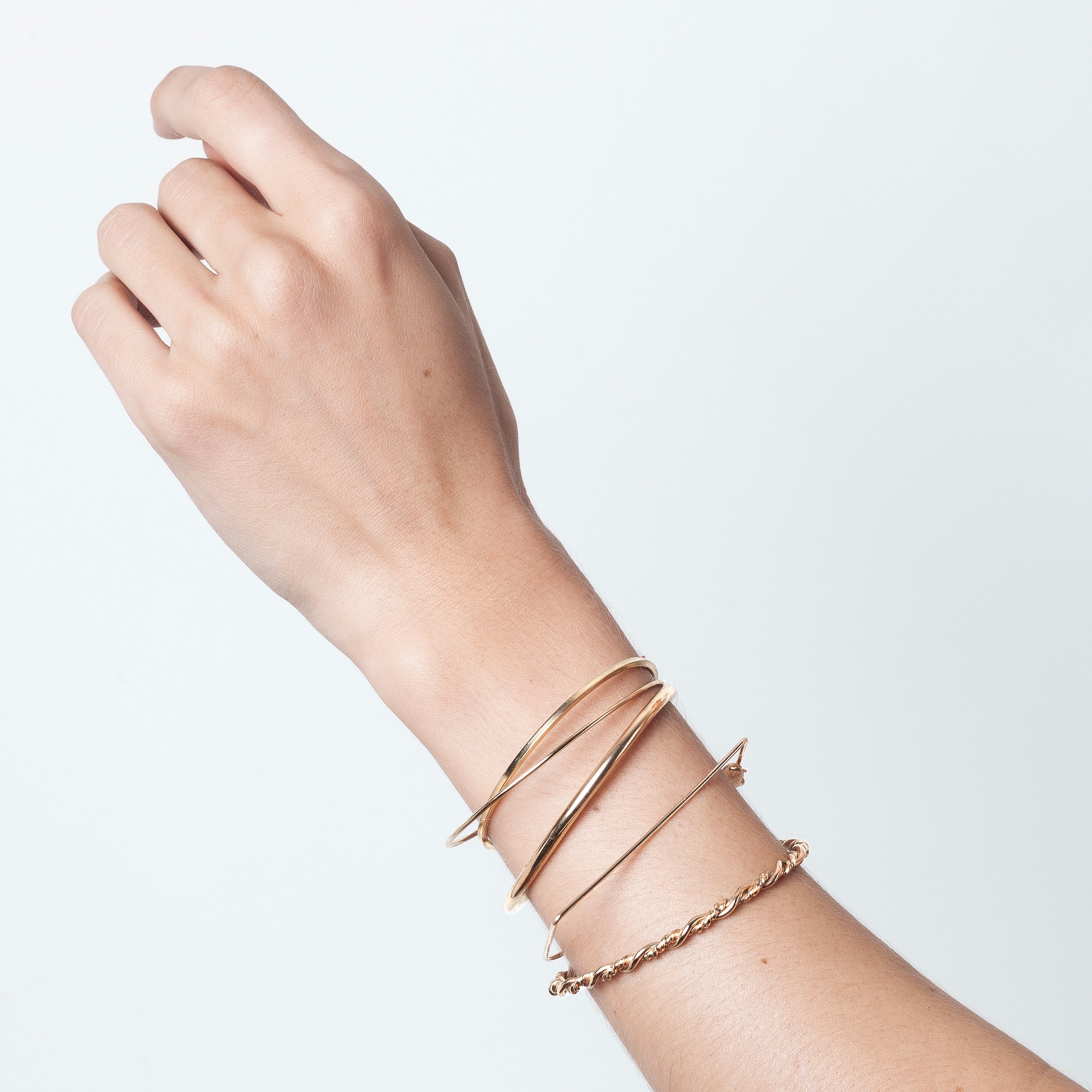 Bracelet lettre personnalisée gold filled 14k bijou élégant homme fait main Paris