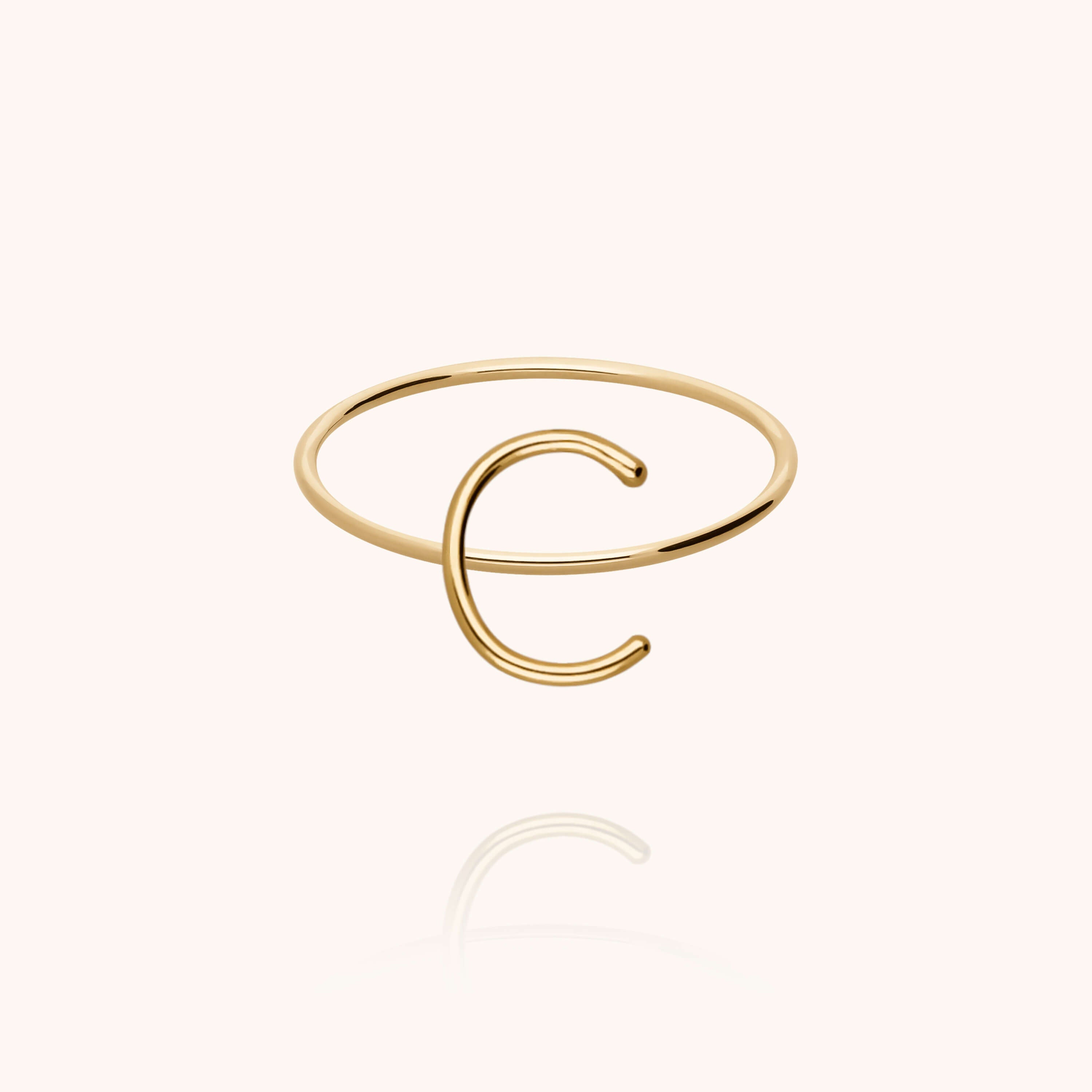 Bague Capitale Initiale en or jaune 18K — garantie à vie Atelier Paulin