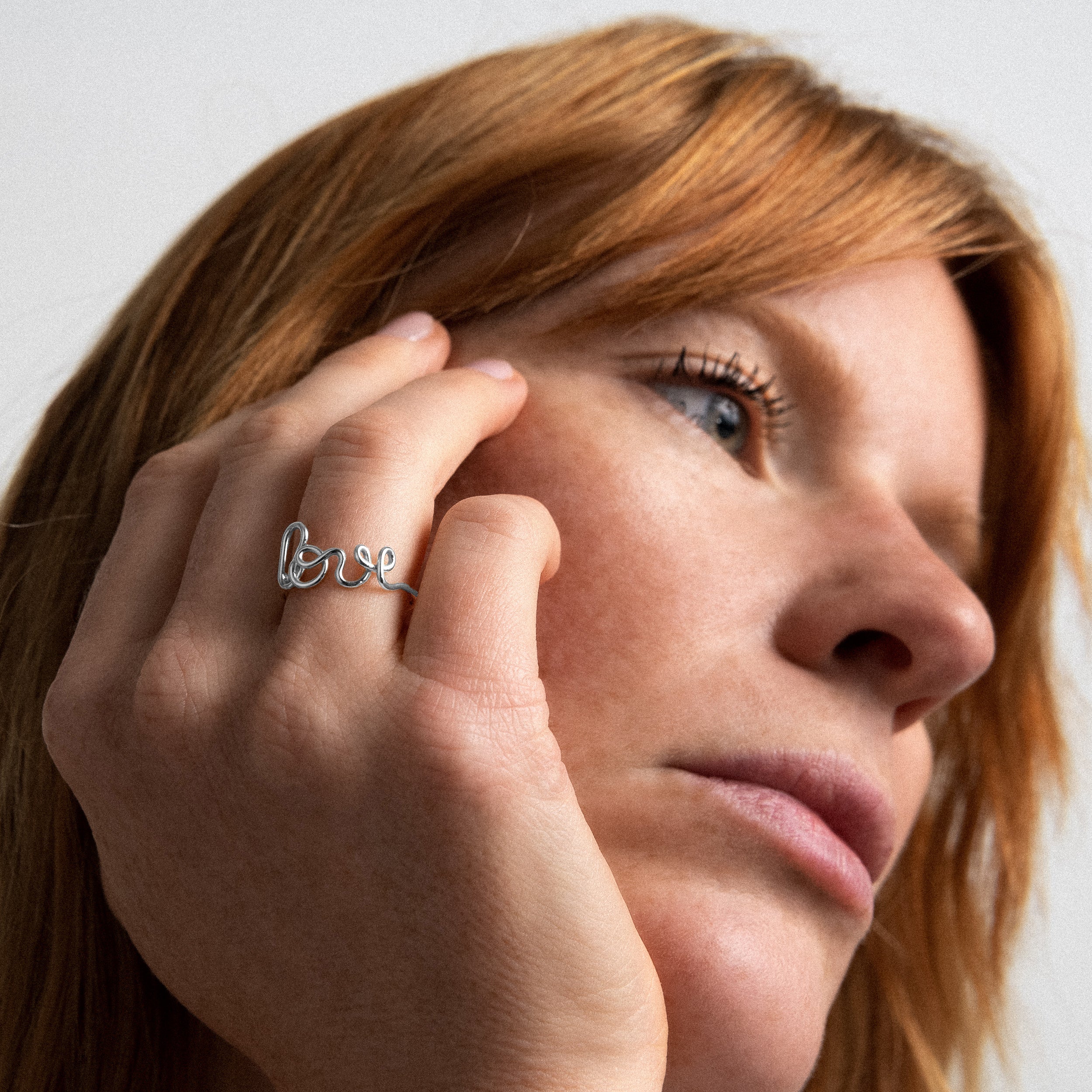 Bague Originale Love porté au doigt — argent sterling 925 expédition rapide et sécurisée