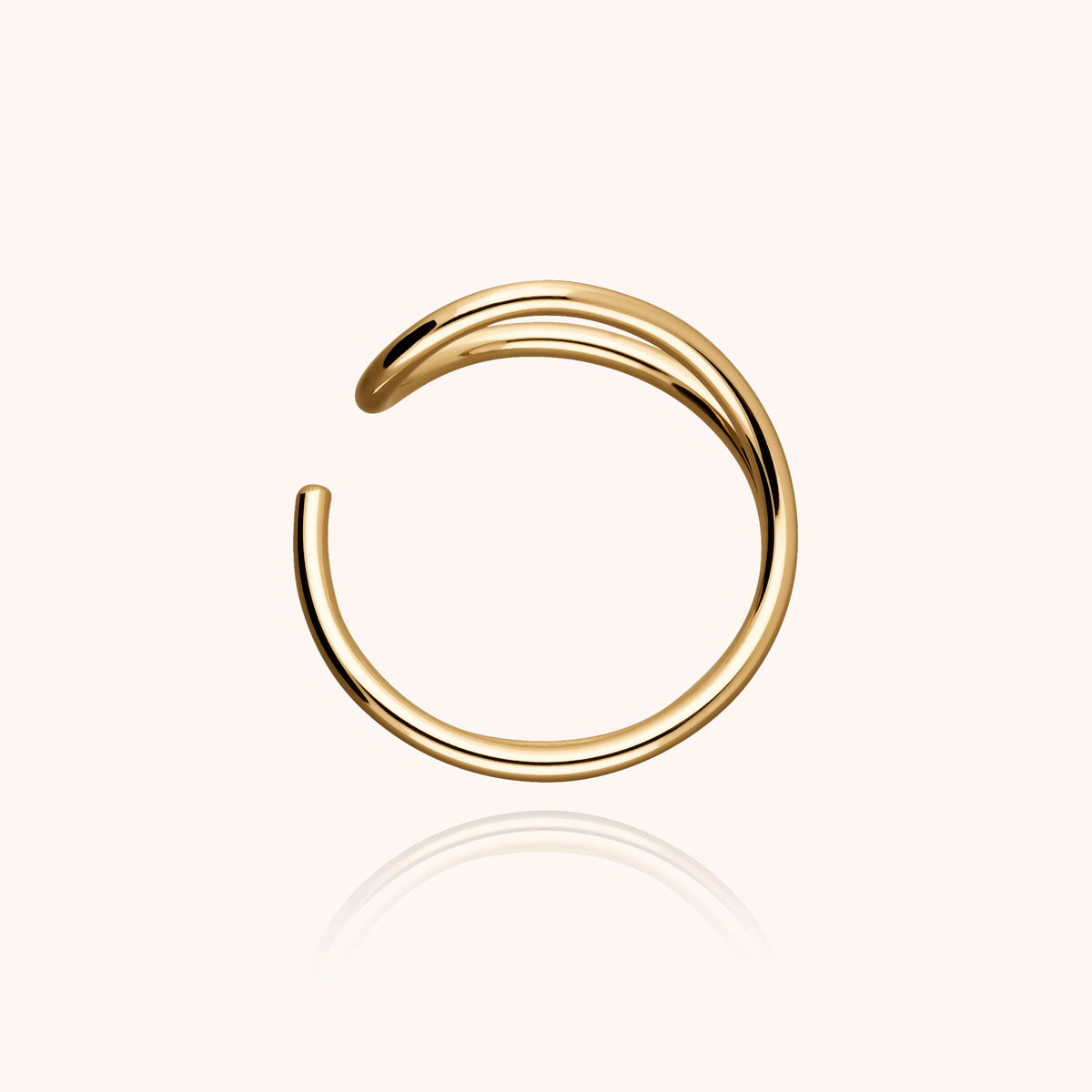 Ring Outline Buchstabe E — Detailansicht des Metalldrahts, Gelbes Goldfilled