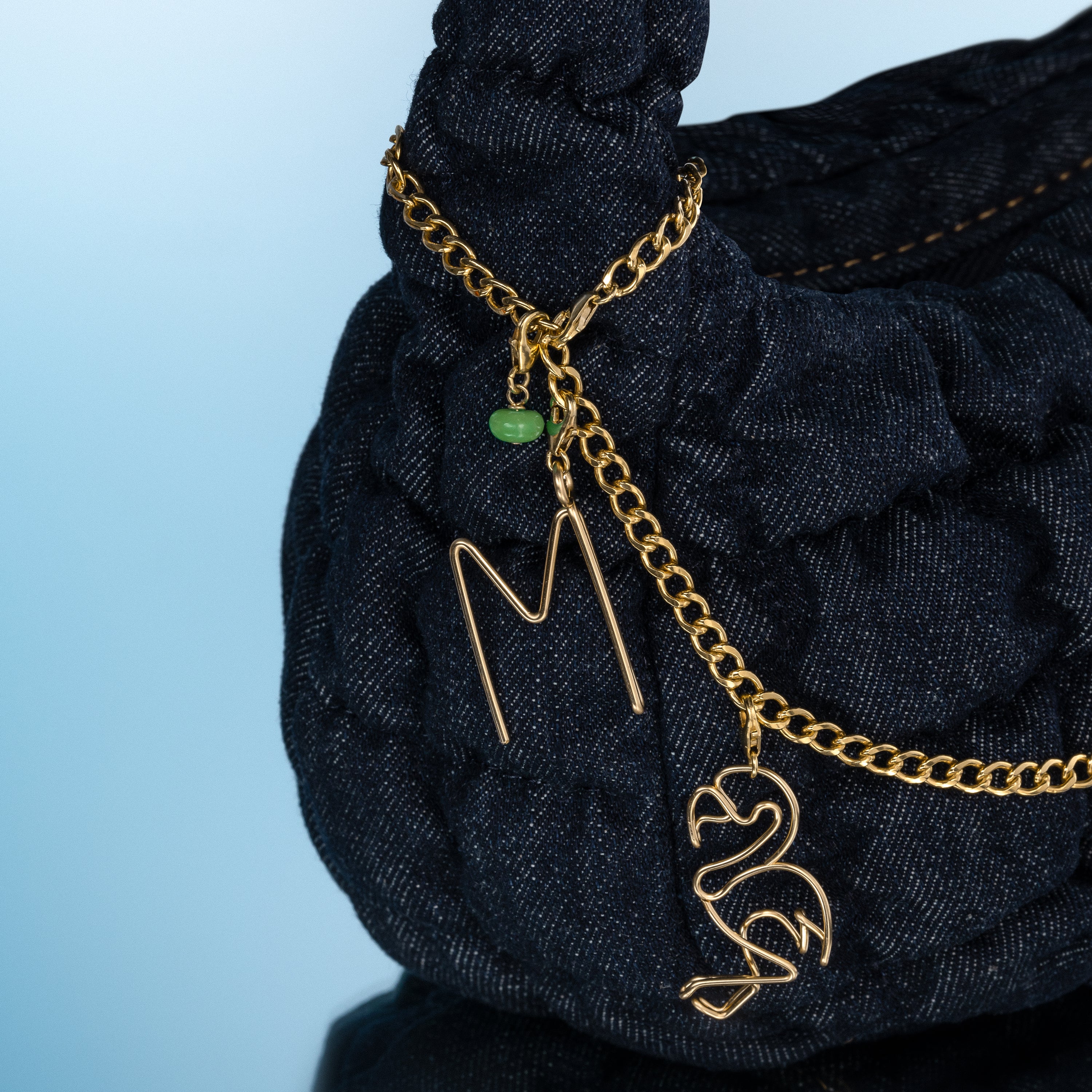 Big Locket Charms Initiale