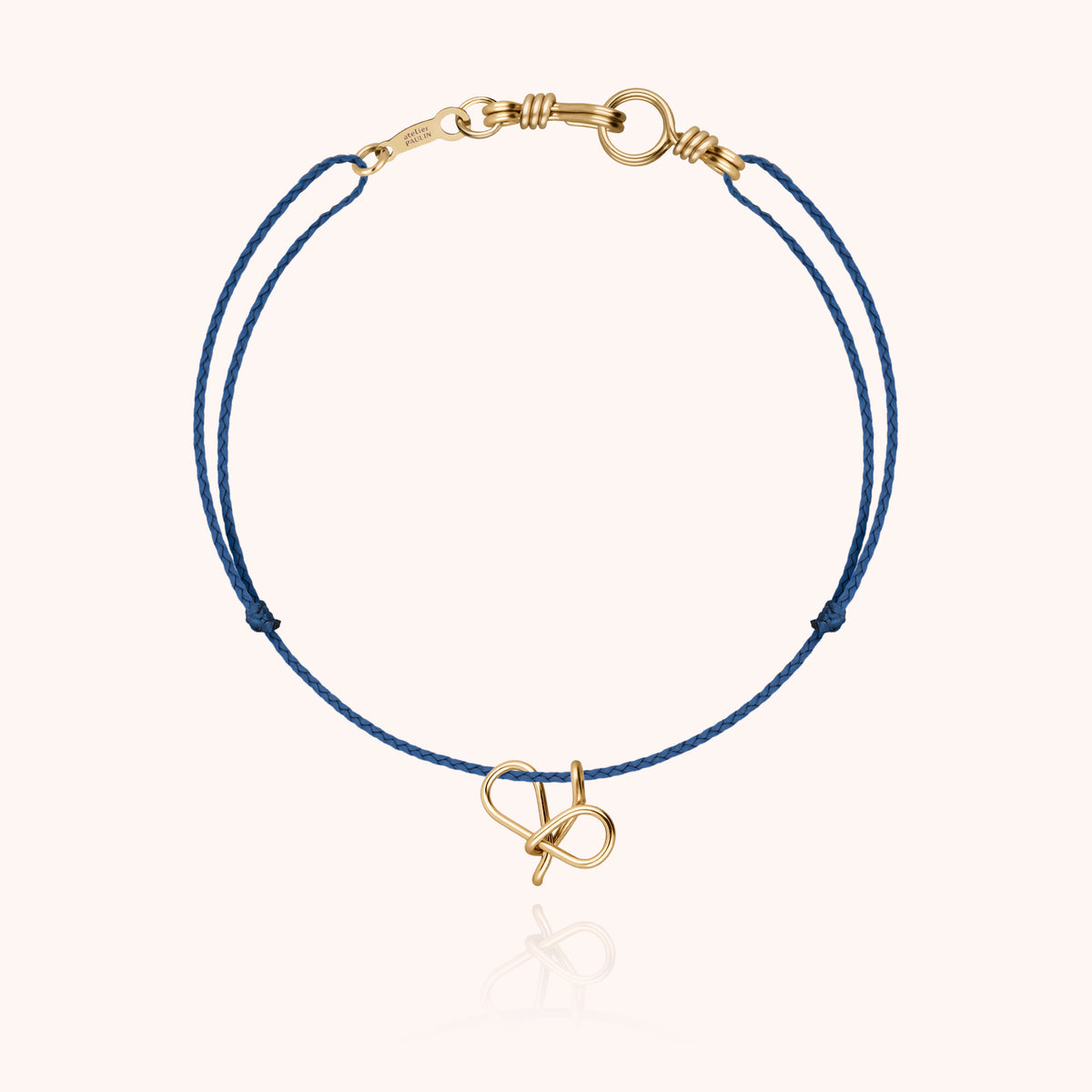 Armband Kordel Uni Initiale Mini Attache moi „F" aus 18 Karat Gelbgold, Kordel Mineralblau