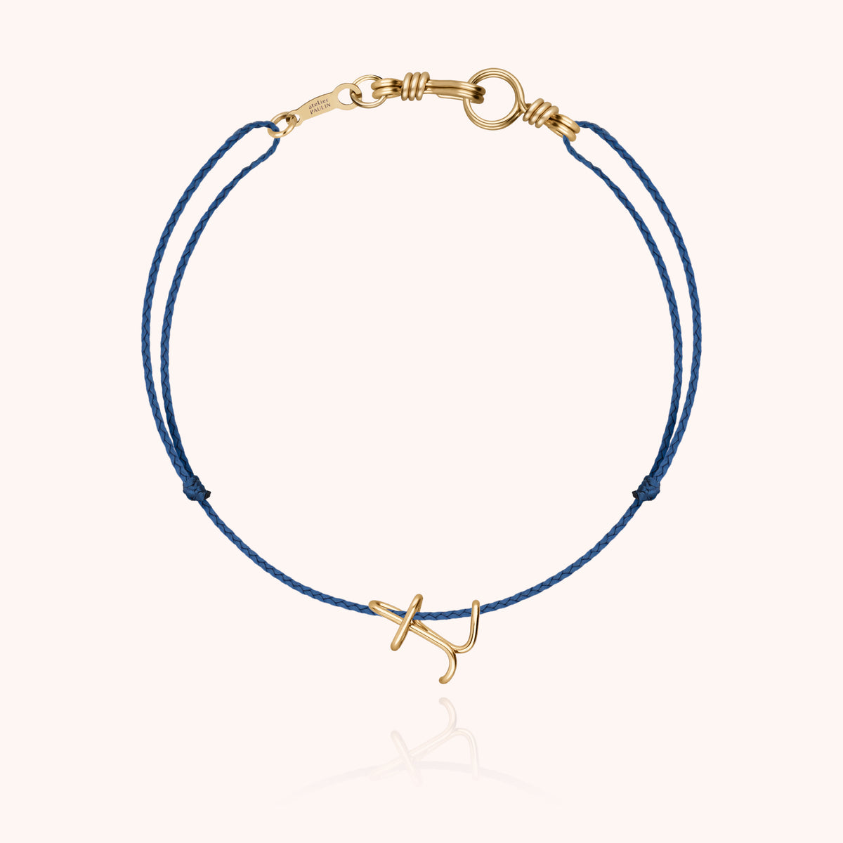 Armband Kordel Initiale Mini Attache moi aus gelbem Goldfilled — personalisierbares Armband Atelier Paulin