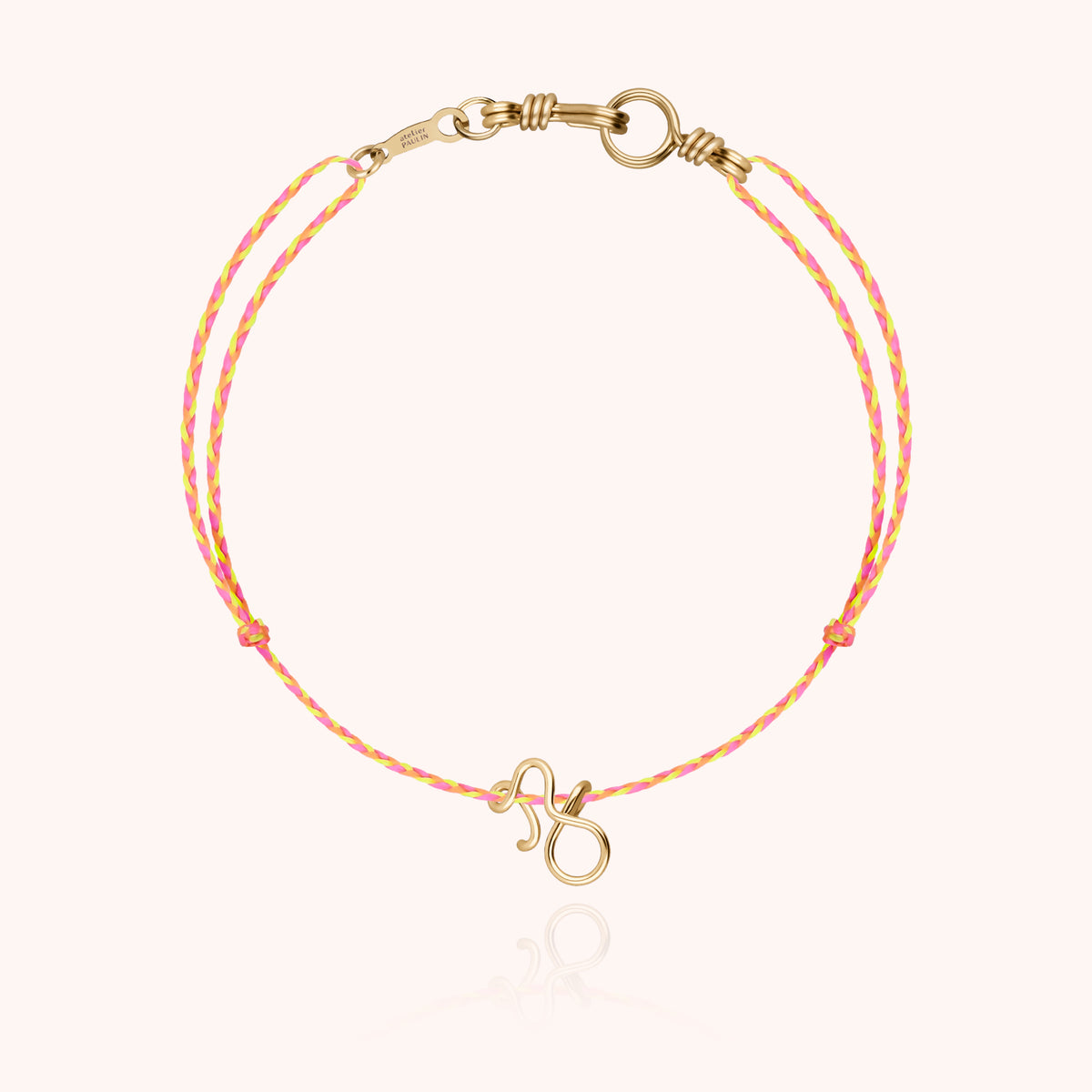 Armband Cordon Slim Knot Initiale Mini Attache moi „Z" aus 18 Karat Gelbgold, orangefarbene Kordel