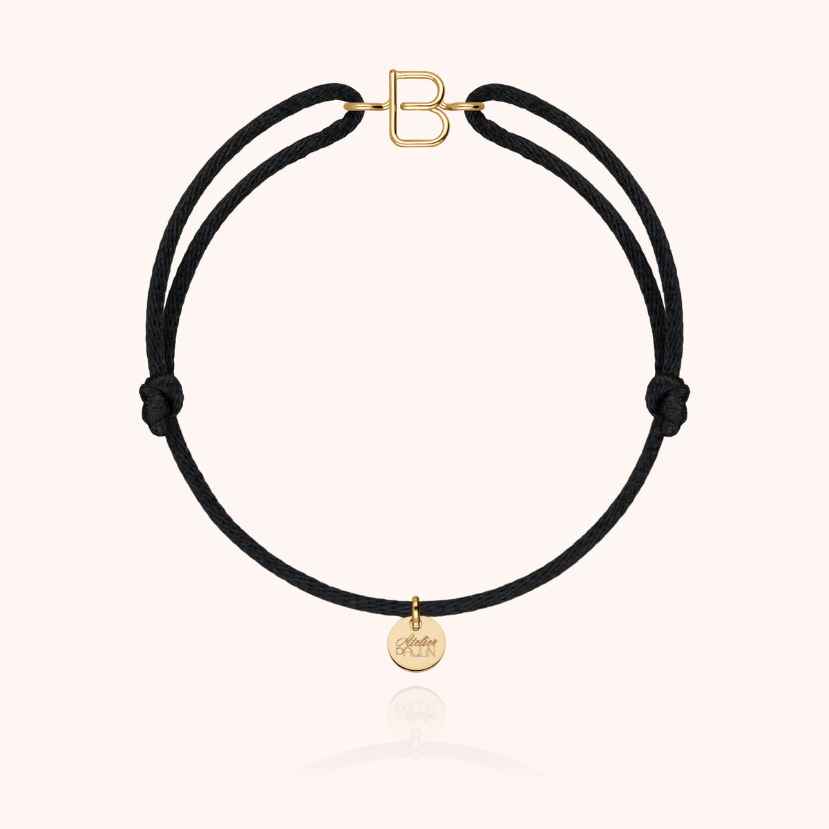 Kordelarmband Capitale Initiale aus 18K Gelbgold — personalisierbares Armband Atelier Paulin