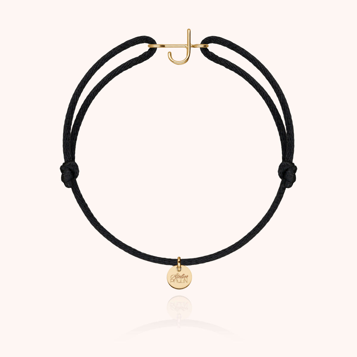 Kordelarmband Capitale Initiale aus 18K Gelbgold — personalisierbares Armband Atelier Paulin