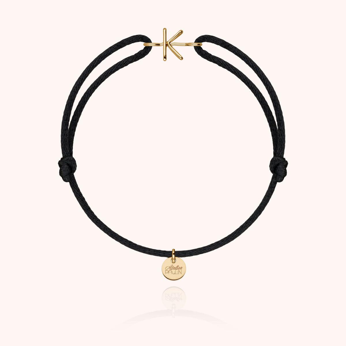 Kordelarmband Capitale Initiale aus 18K Gelbgold — personalisierbares Armband Atelier Paulin