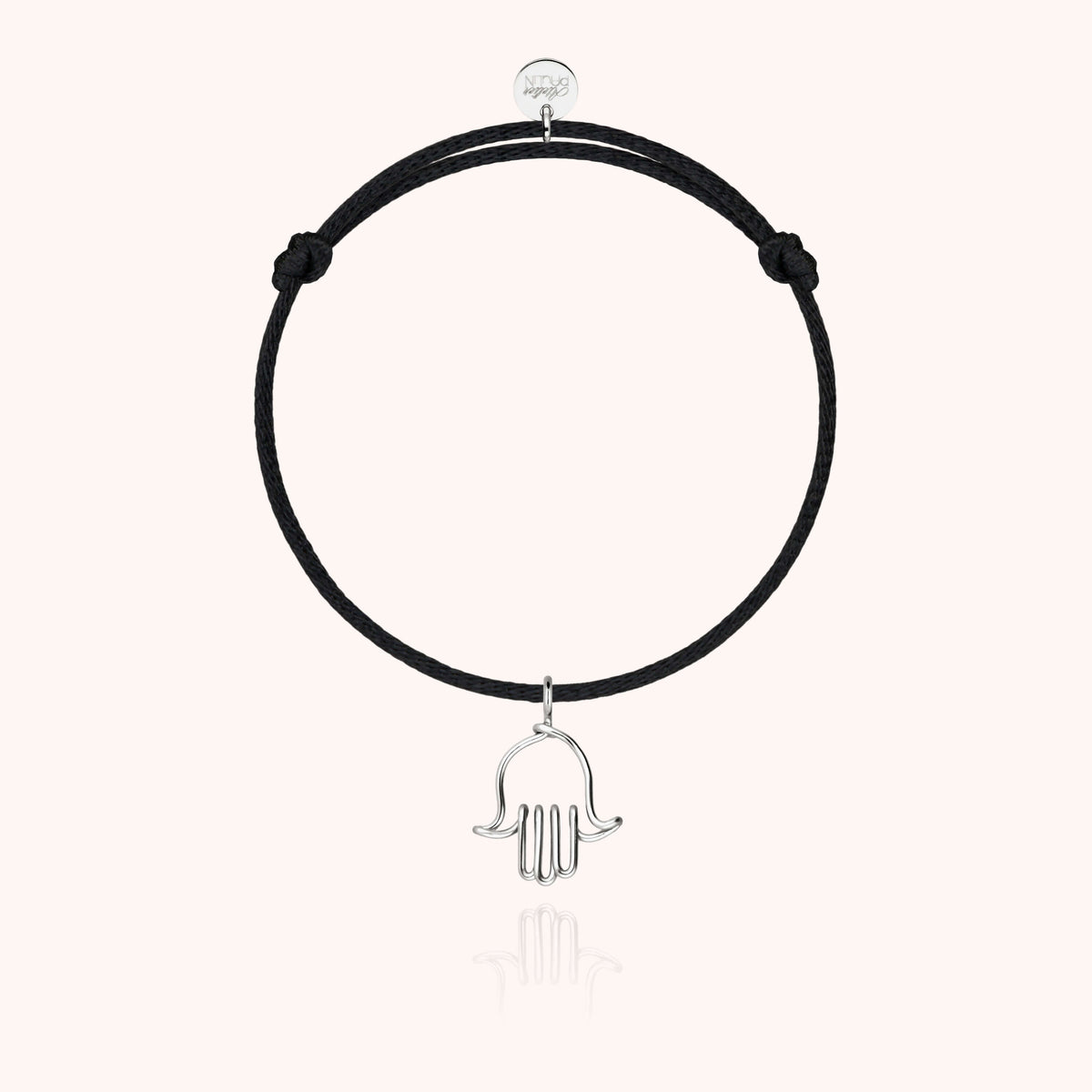 Detail des von Hand geformten Hand-der-Fatima-Charms aus 925 Sterlingsilber