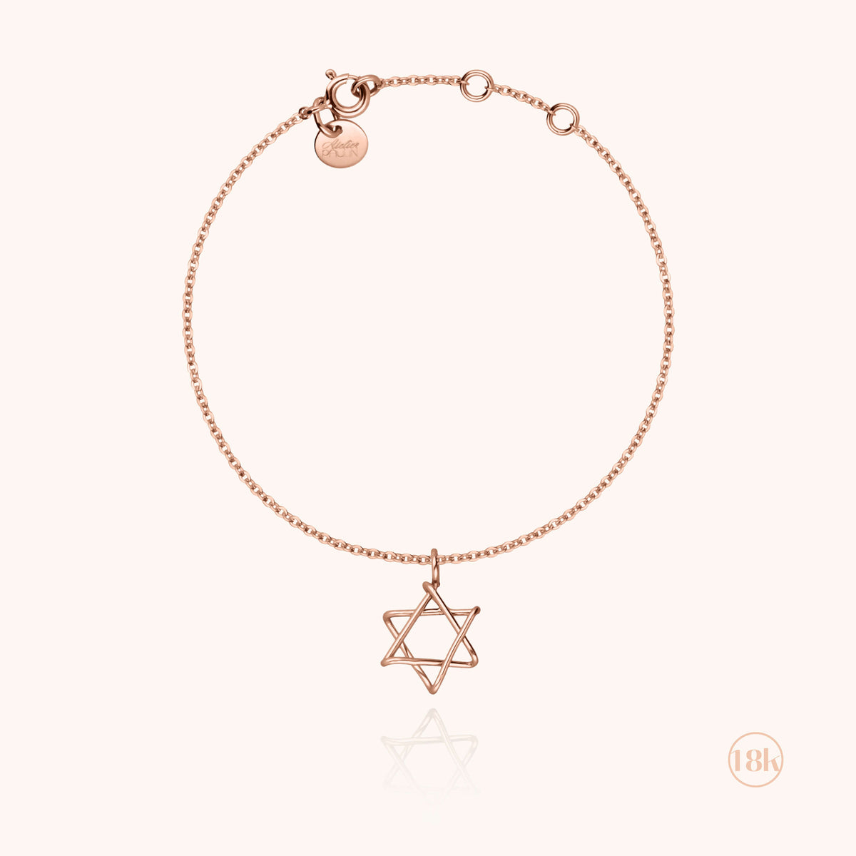 Detail des Davidstern-Charms in Roségold am Kinderarmband