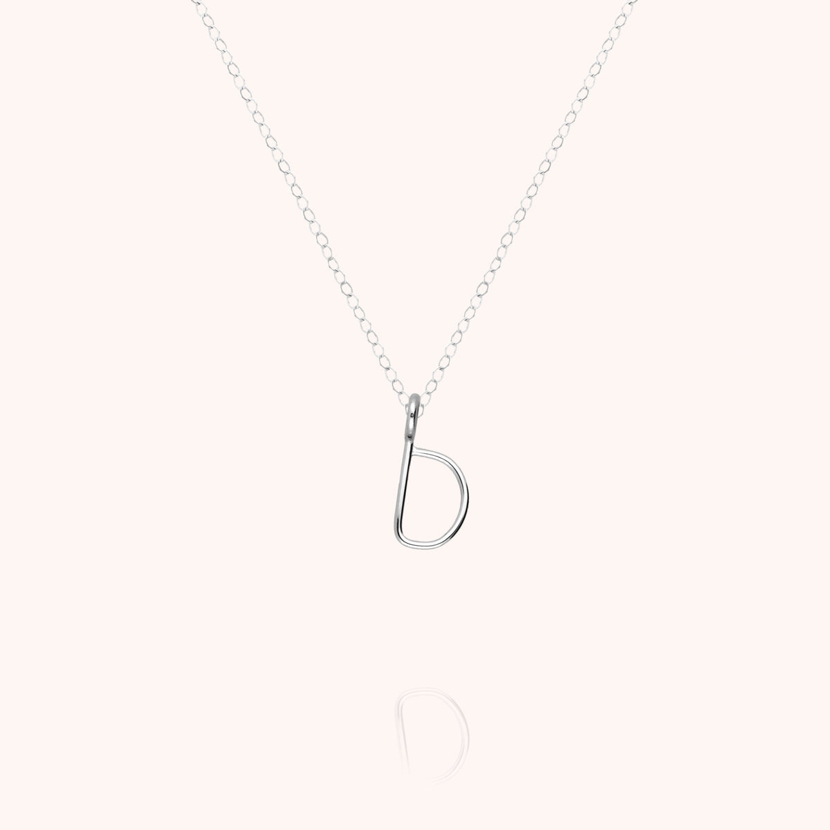 Collana Maiuscola Iniziale in filo d'oro bianco 18kt