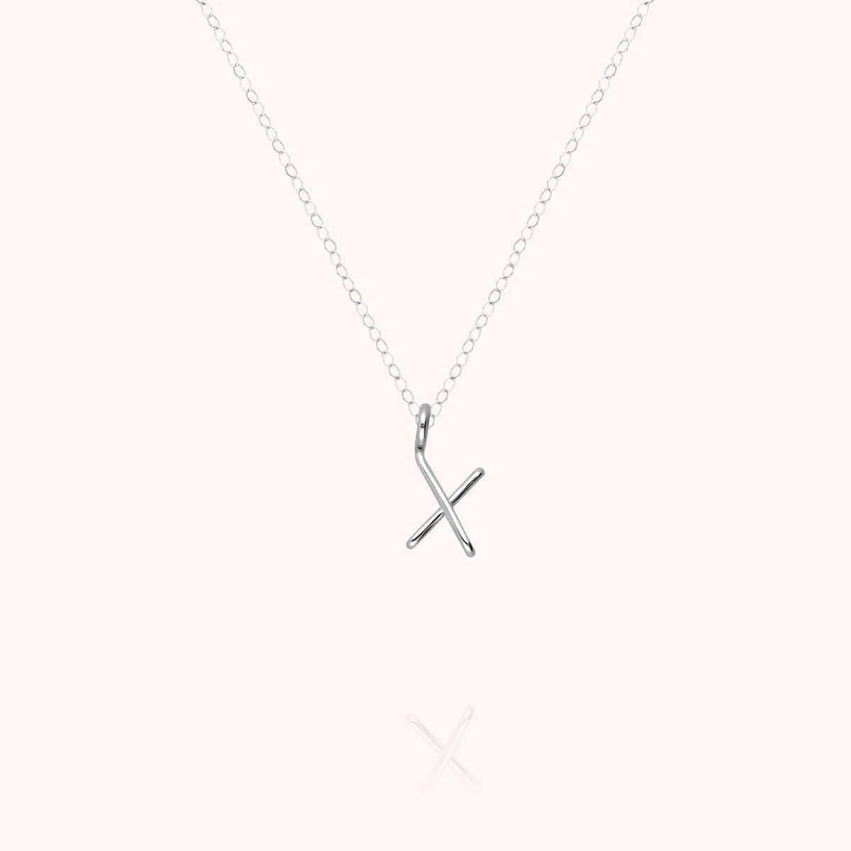 Collana Maiuscola Iniziale in filo d'oro bianco 18kt