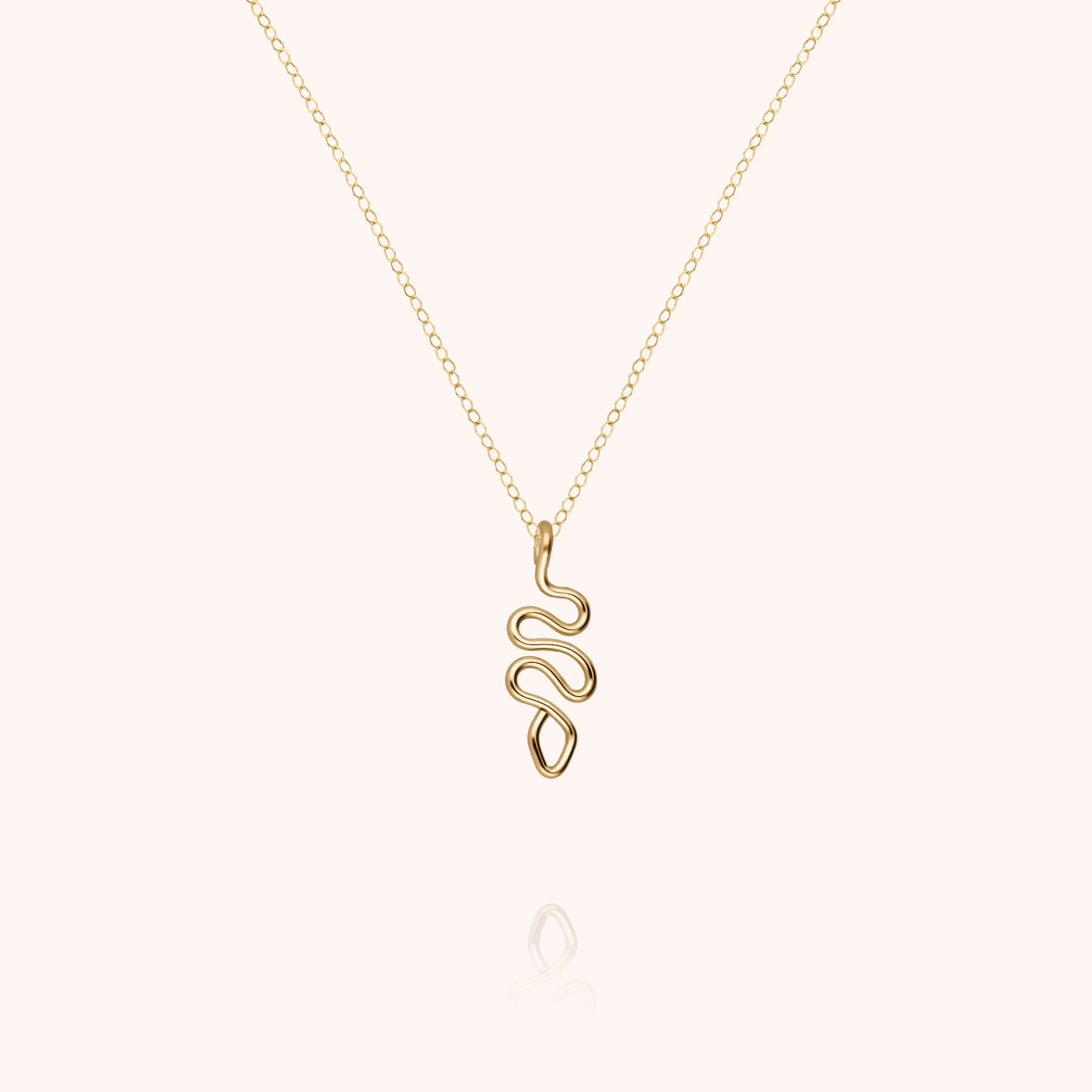 Collana con ciondoli serpente