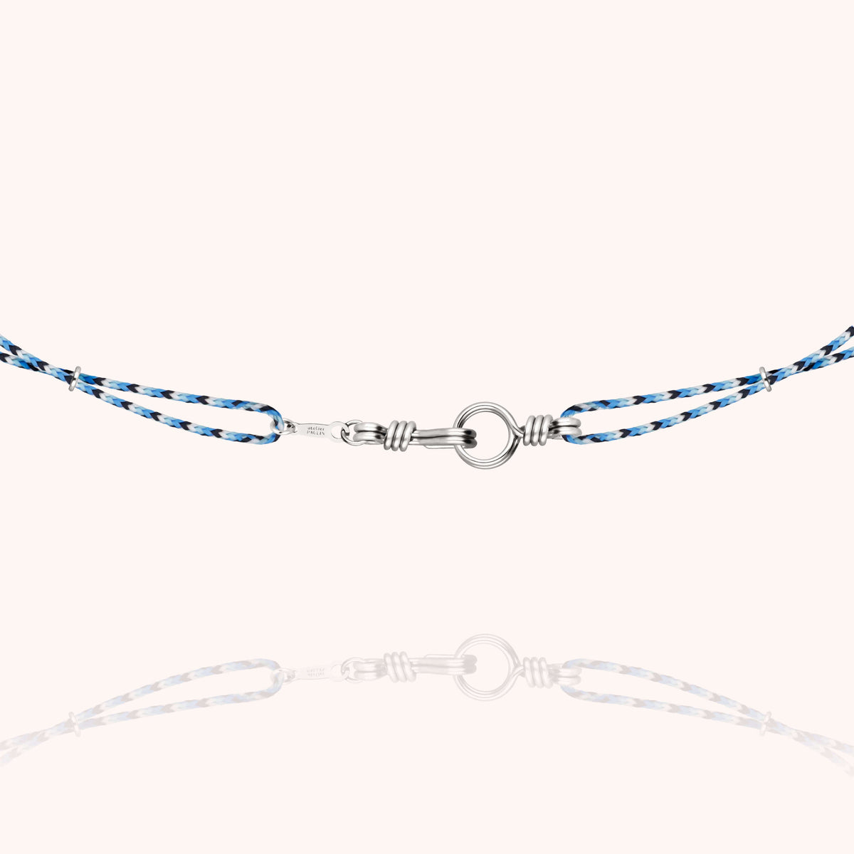 Kette Kordel Slim Knot Attache moi am Hals getragen — 925 Sterlingsilber, schneller und sicherer Versand