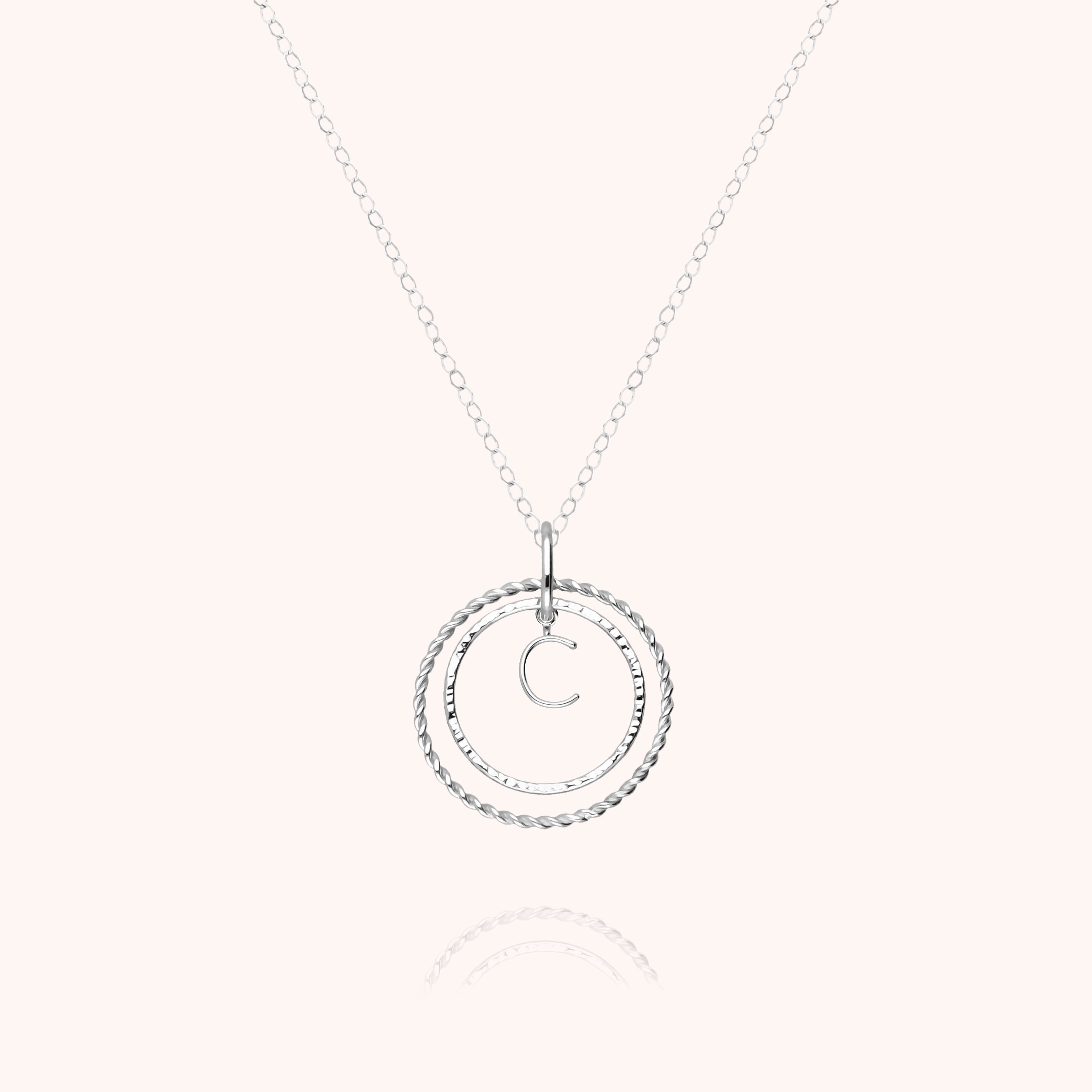 Collier Médaille Initiale initiale — idée cadeau bijou personnalisé