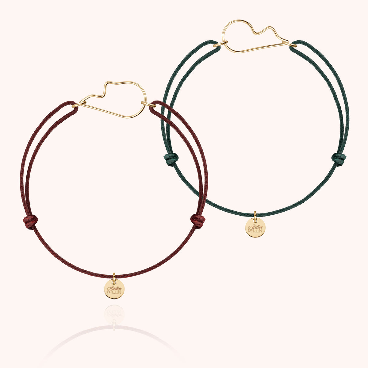 Duo Kordelarmbänder Cœur de l'Amour aus Gelbes Goldfilled, Kordeln pflaume und englischgrün