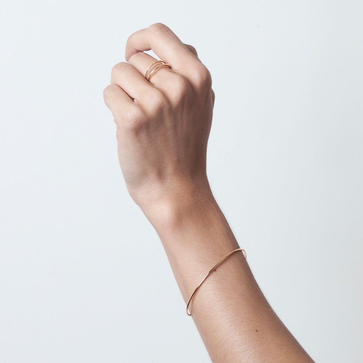 Armband Nude Pure in seinem Atelier Paulin Etui