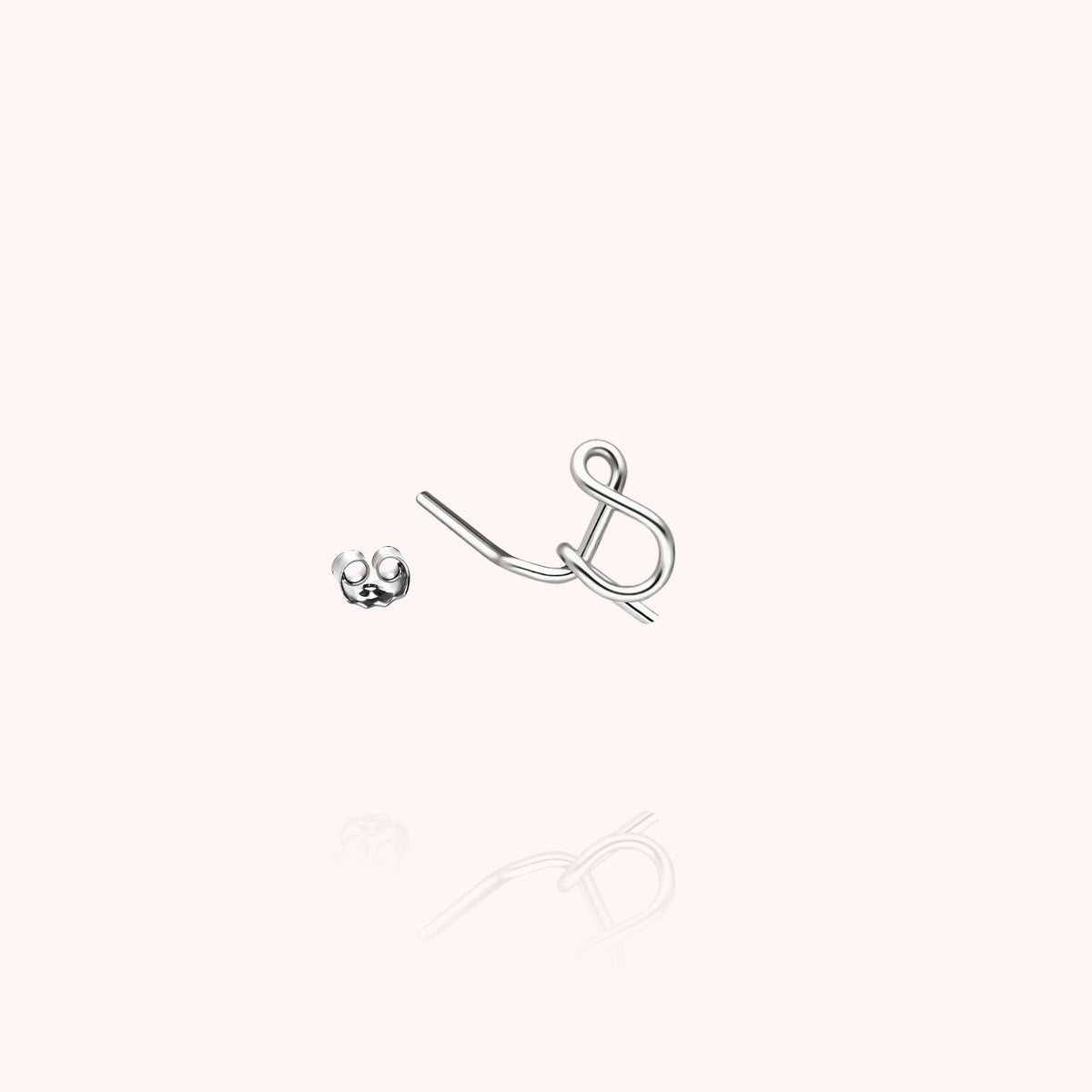 Orecchino a Lobo Originale Iniziale in filo d'oro bianco 18kt