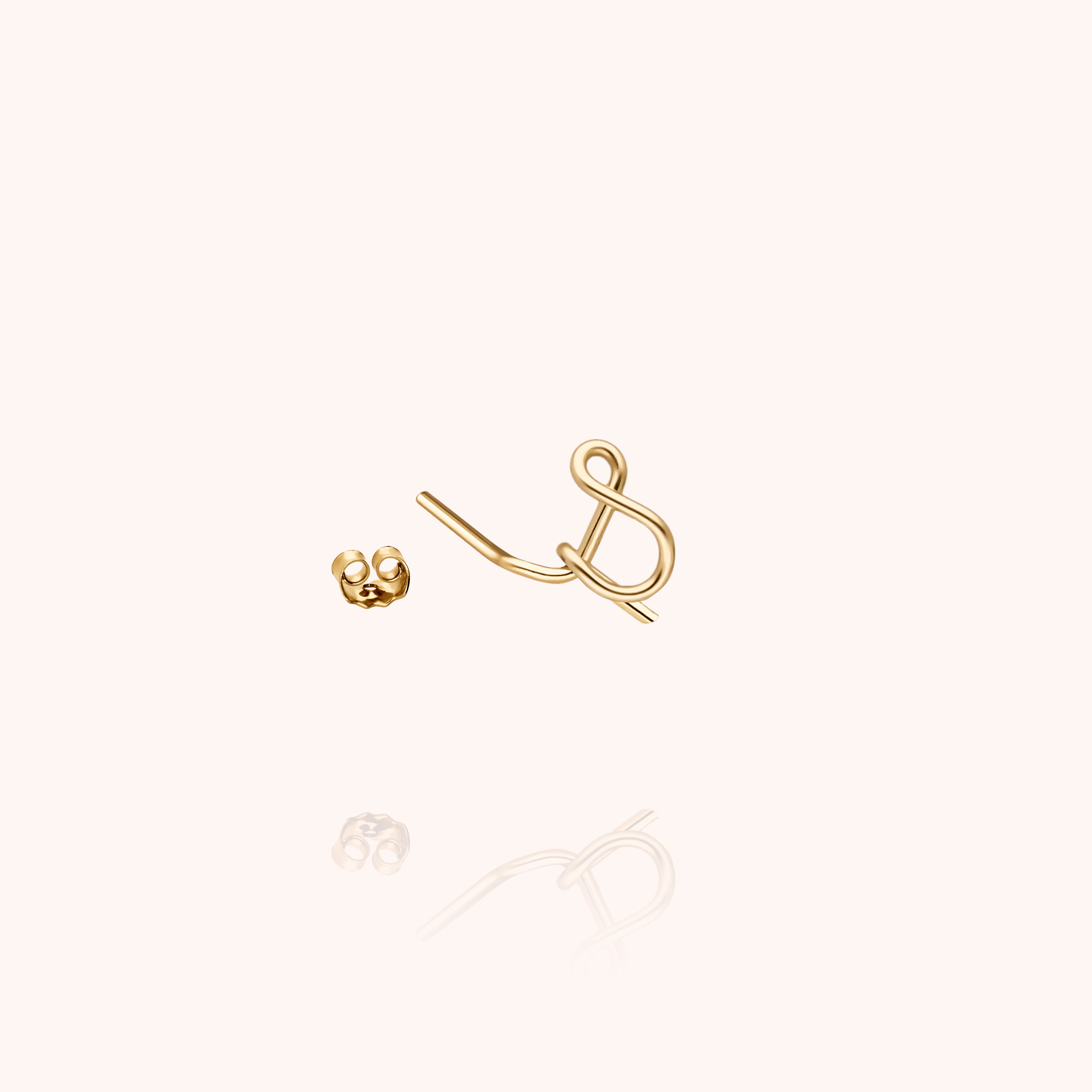Puce d'Oreille Originale Initiale en or jaune 18K — boucles d'oreilles personnalisable Atelier Paulin