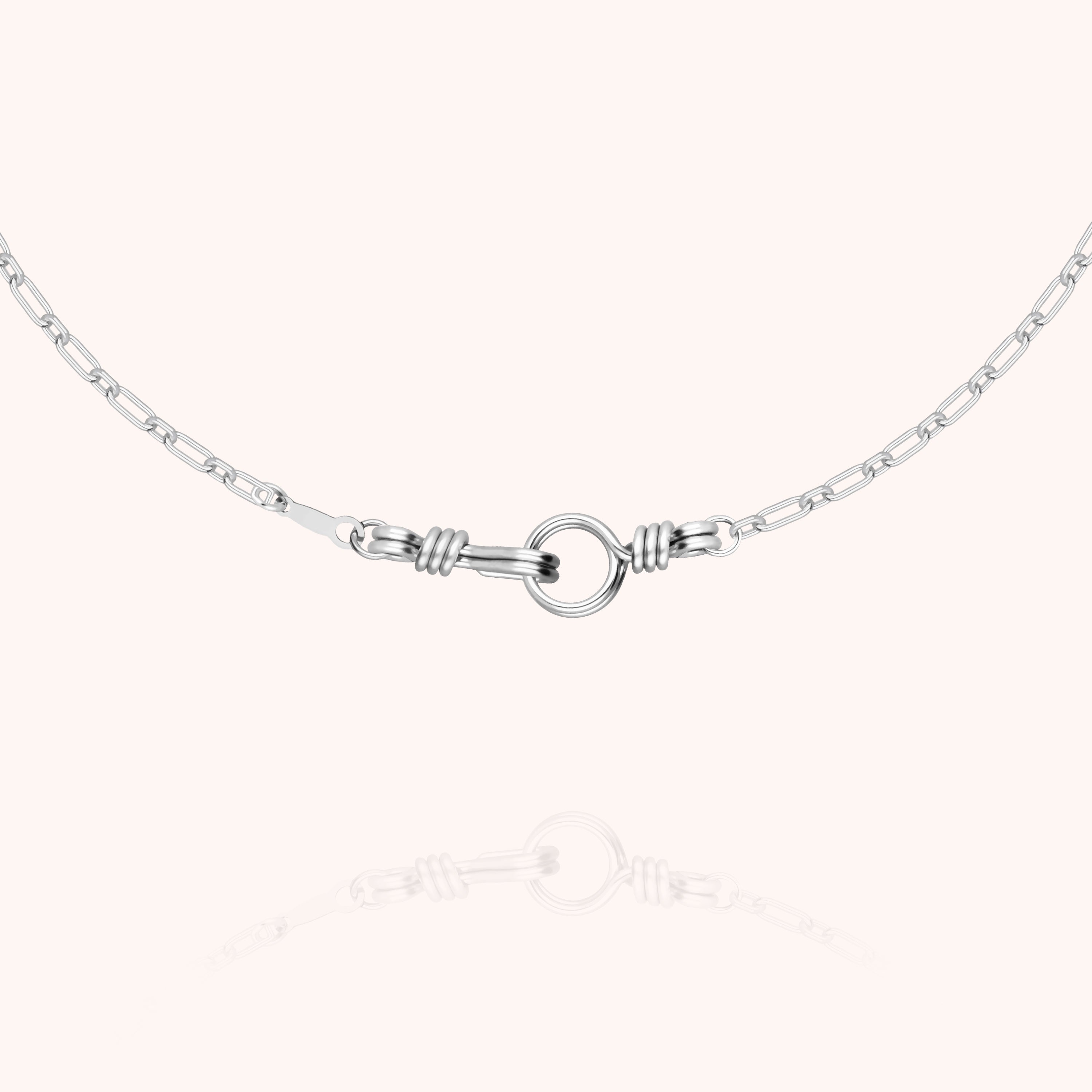 Collier Ras de Cou Rectangle Attache moi — détail façonnage à la main, argent sterling 925