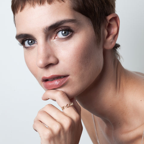 alternate image of Bague Originale Personnalisée - or jaune laminé